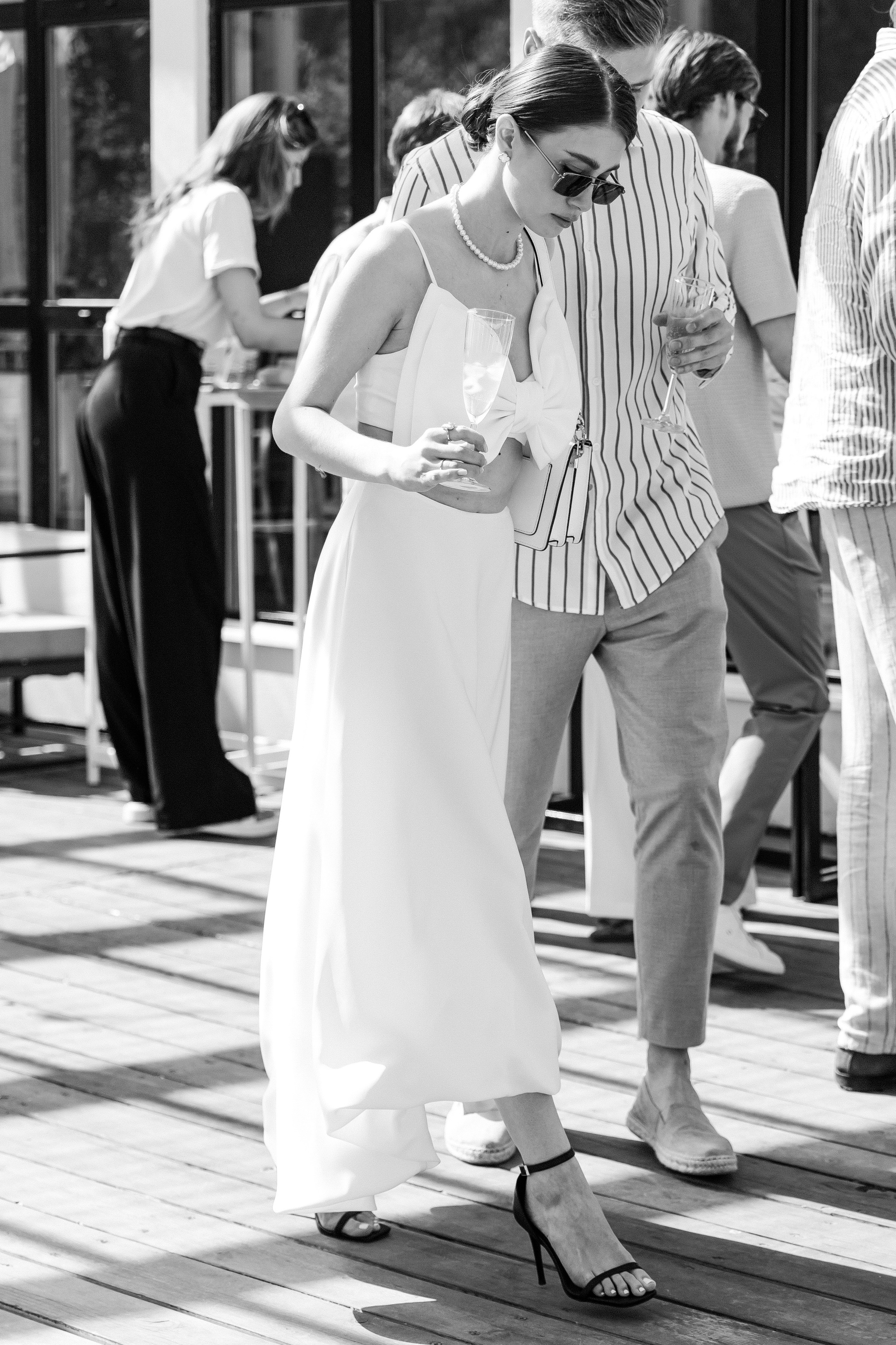 Плюс тридцать градусов на лужайке. Фотограф Андрей Куськало