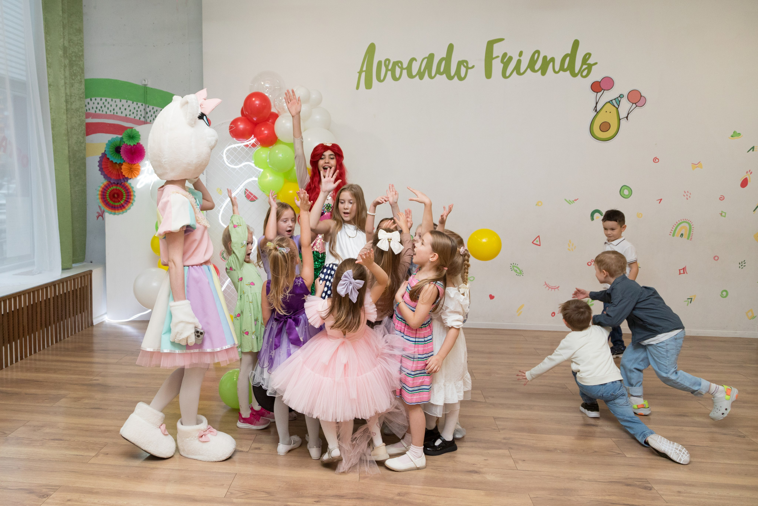 День рождения Василисы в Avocado friends, 6 лет. Детский и контент фотограф Надя Волкова Санкт-Петербург