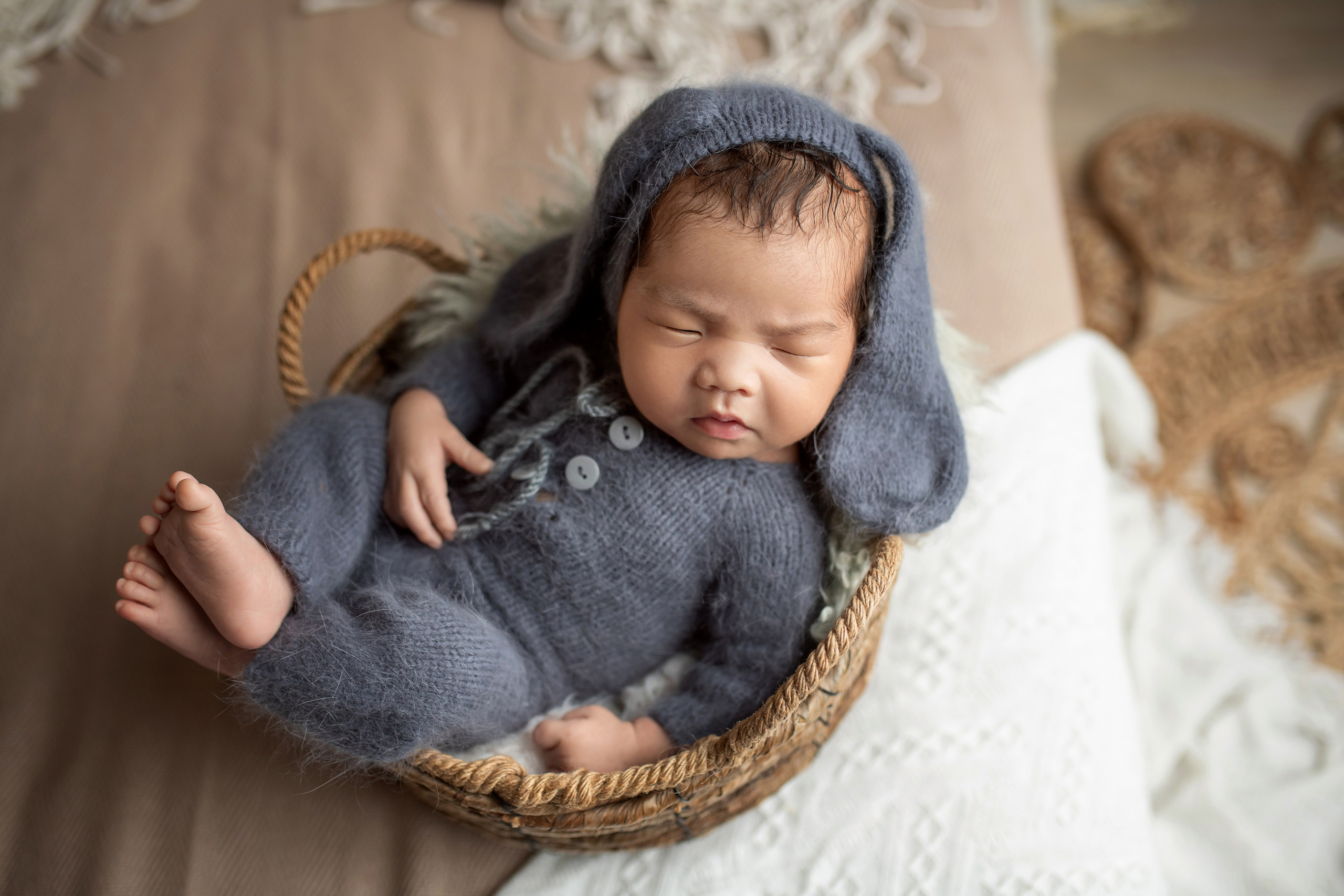 Newborn. Творческая команда Ульяшевы, свадебная и семейная фотография. Кахахста