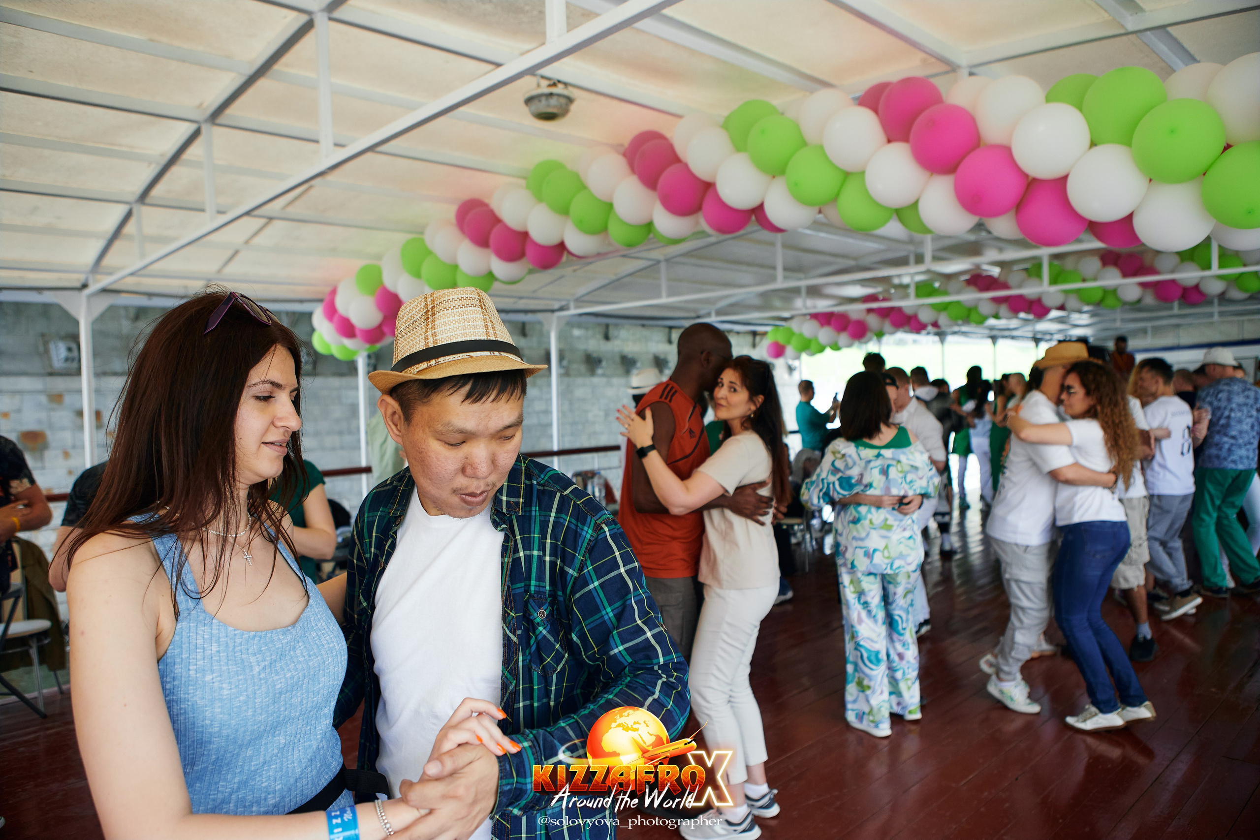 Boat party. Свадебный фотограф