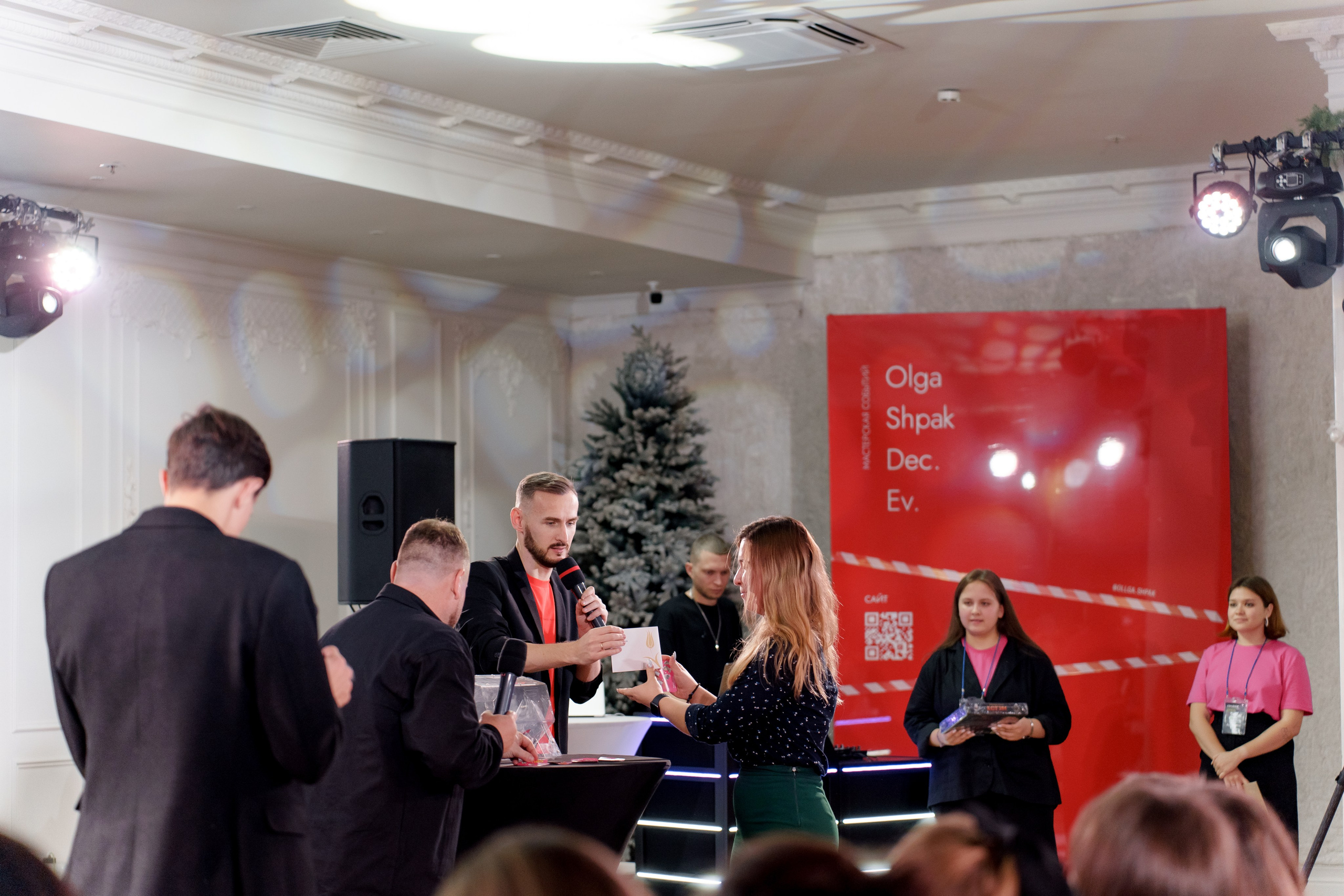 Выставка свадебных специалистов «Свадьба на 1000%». Свадебный фотограф в Санкт-Петербурге