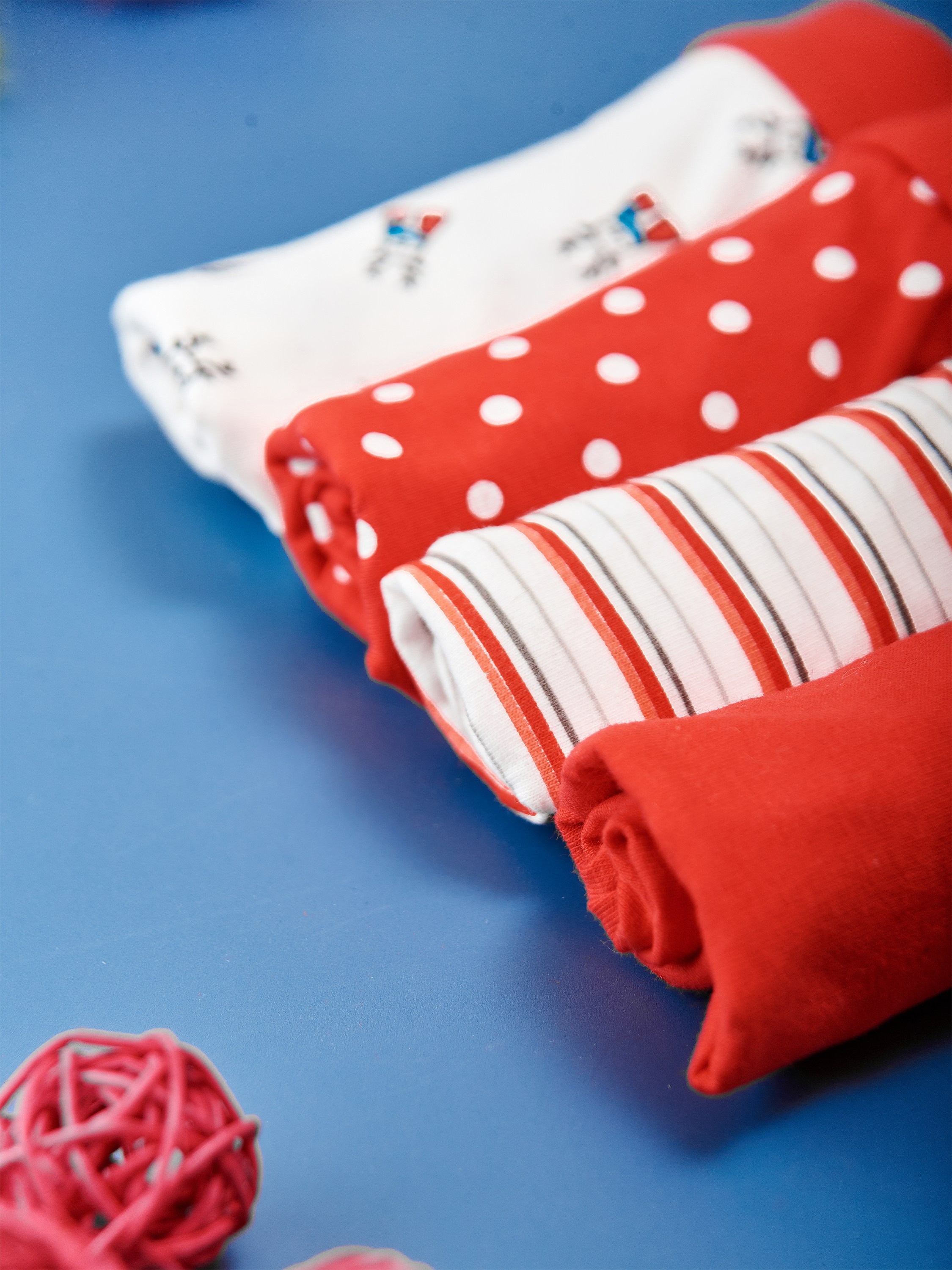 Десткие трусики. Контент фотограф для бизнеса и маркет-плейсов