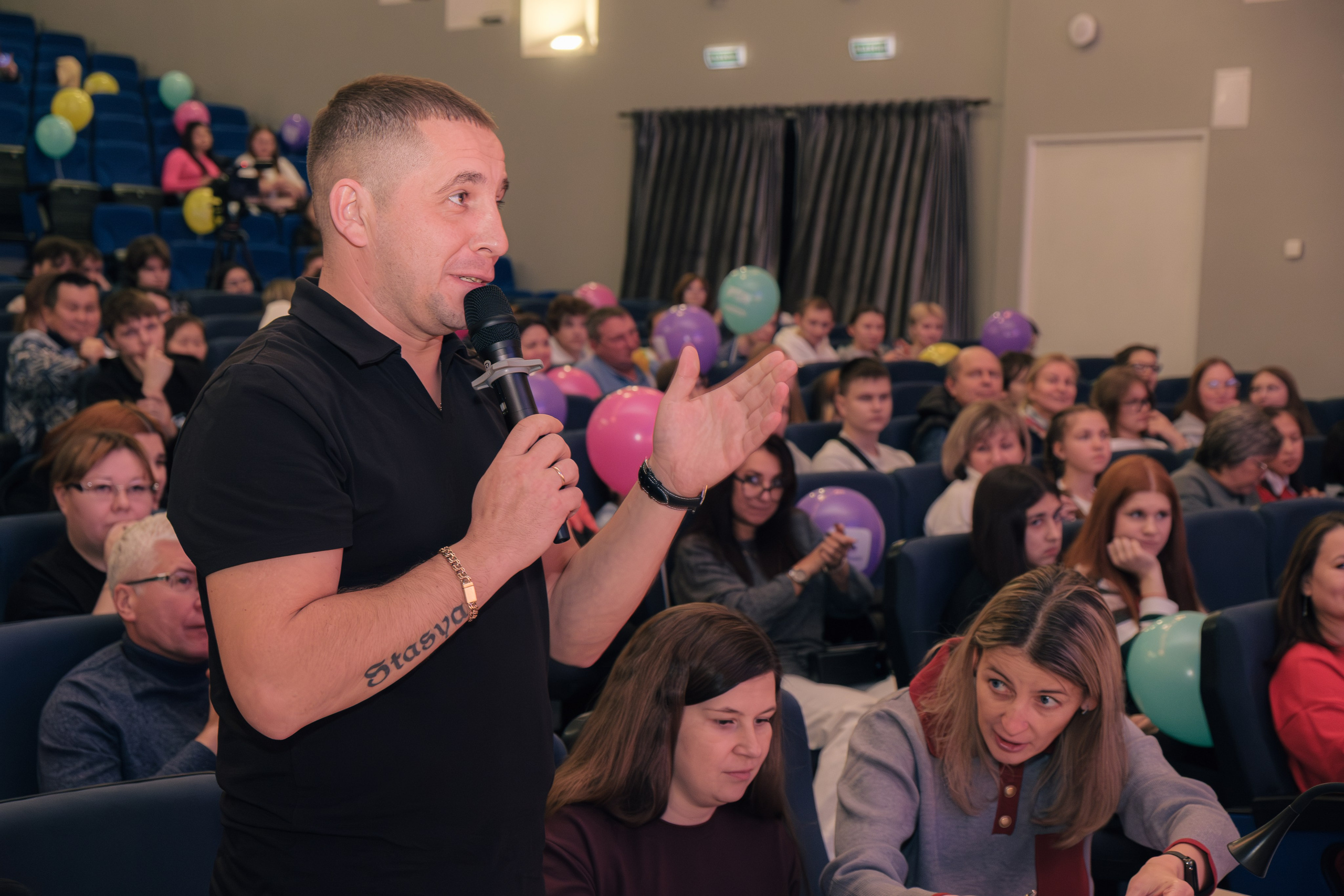 Осенний кубок КВН лиги «Зелёная». Междуреченск. Фотограф — Никита Максимов