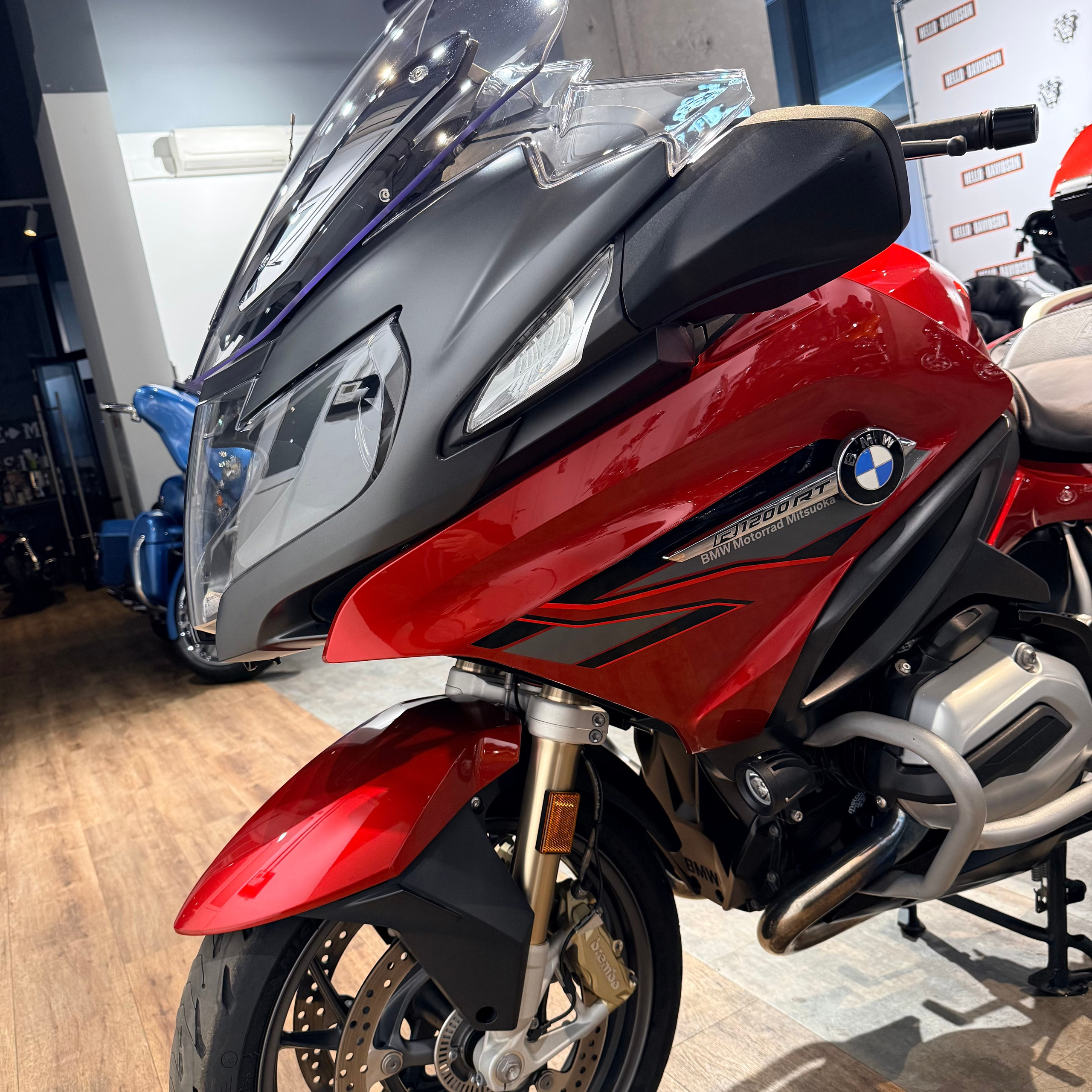 2018 BMW R1200RT Mars Red Metallic 23K (VIN *WB10*5398). Hello Davidson, Москва. Только хорошие мотоциклы…