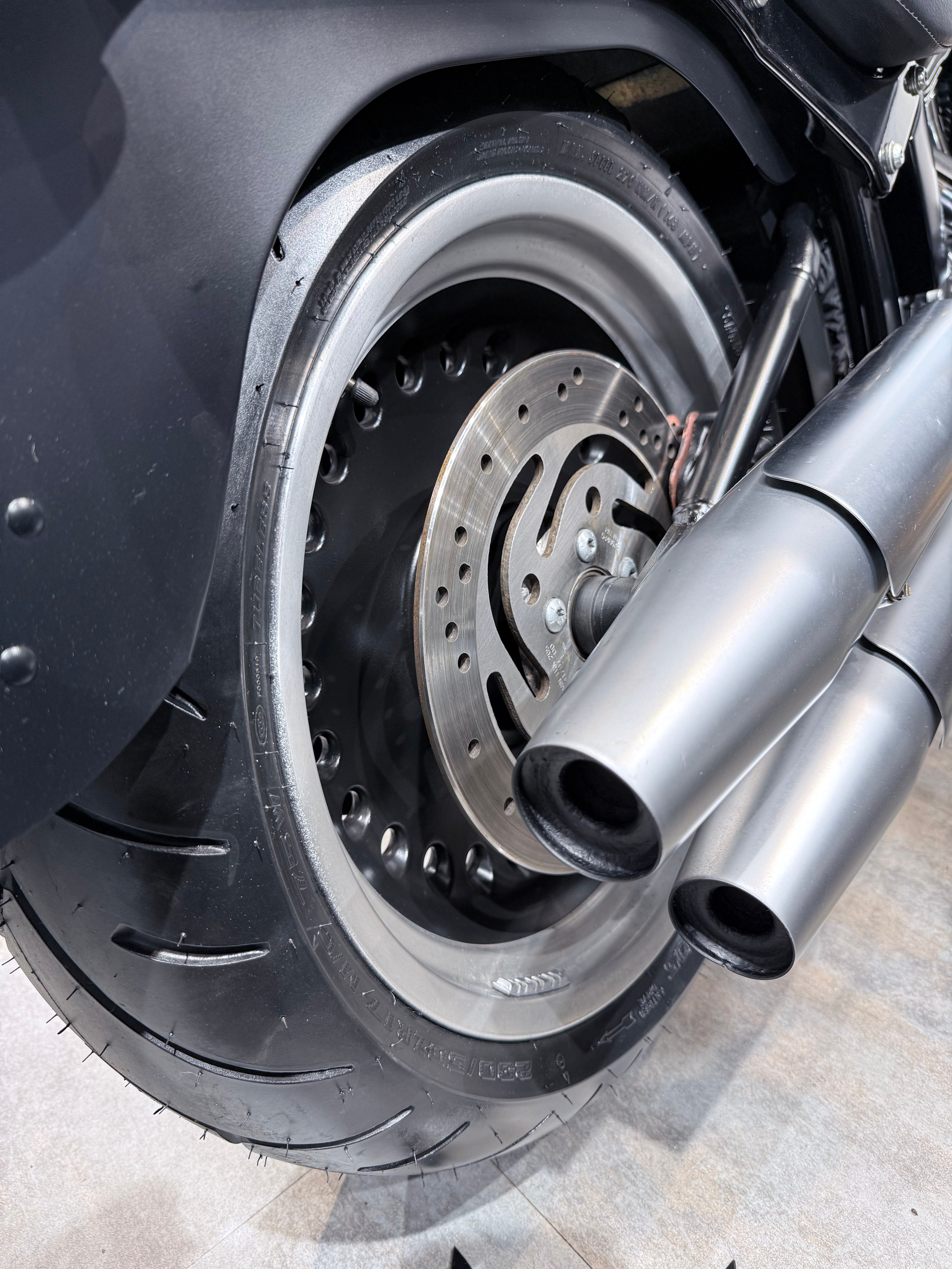 Мотоциклы Harley-Davidson 2013 Softail Black Slim ABS (Семейство Softail, Dyna). Hello Davidson, Москва. Только хорошие мотоциклы…