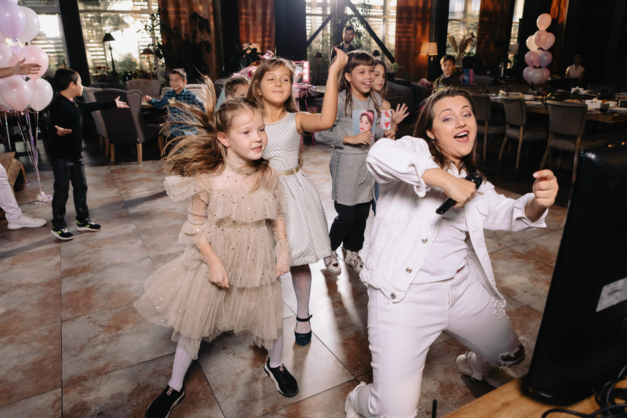 JANE 8. Фотограф в Сочи, Репортажный фотограф Виктор Кочков-Филатов