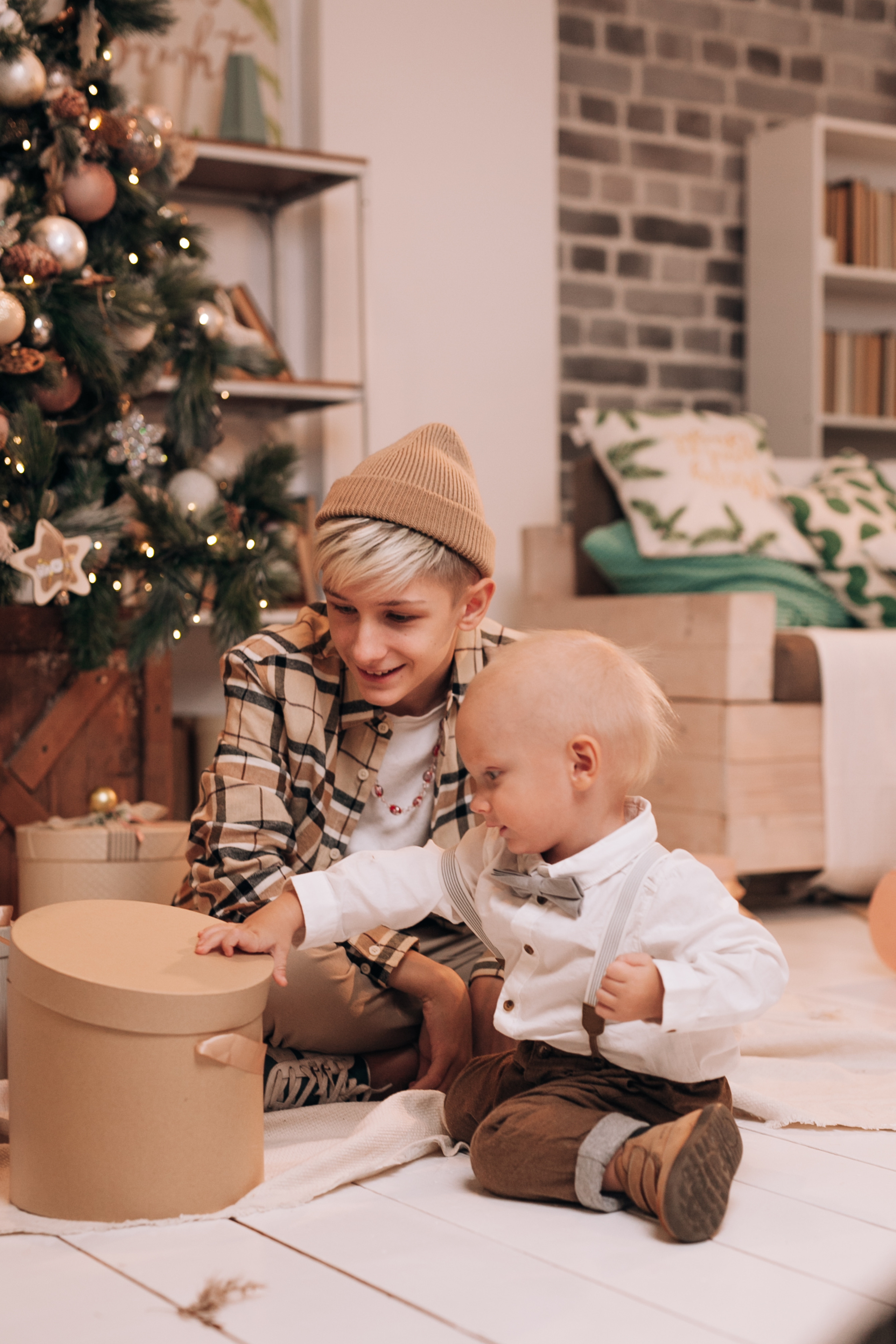 Семейный новогодний альбом. Семейный фотограф, свадебный фотограф, женский портрет в Санкт-Петербу