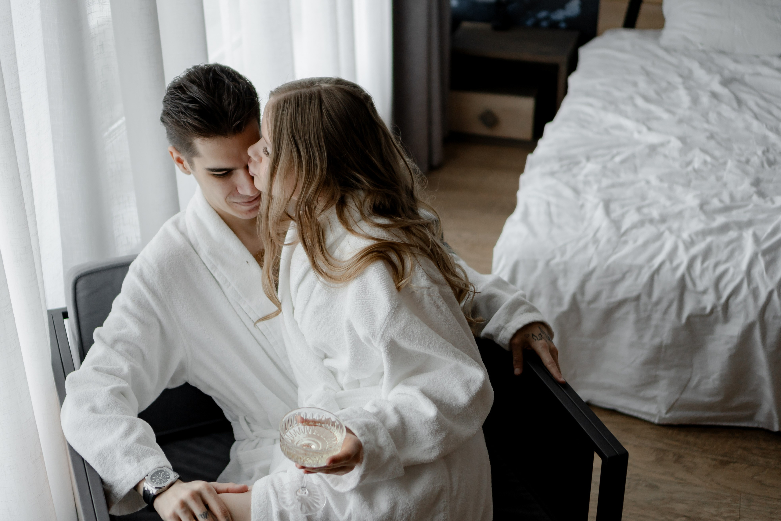 УТРО ЖЕНИХА И НЕВЕСТЫ (СНЯТО В СИБИРЕ В НИЖНЕВАРТОВСКЕ). Профессиональный фотограф, Санкт-Петербург — Виктория Богомолова