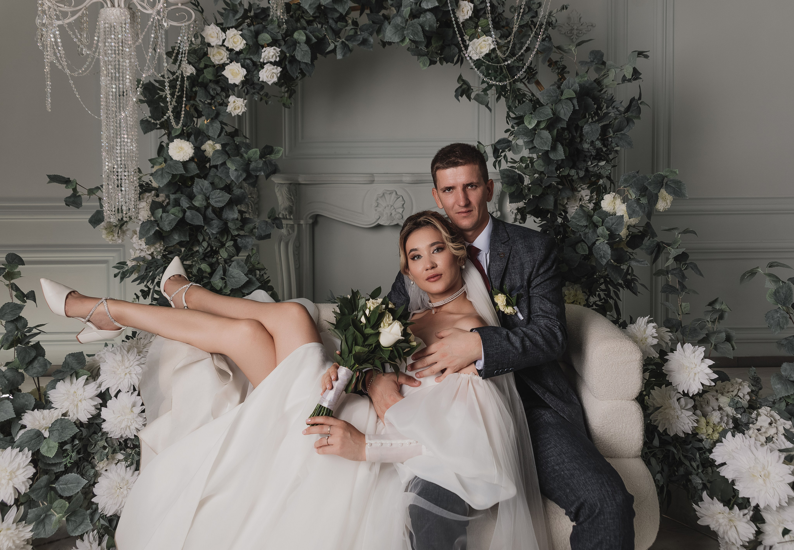 Свадебная фотосессия в фотостудии г. Саратова Яна и Сергей 28.08.2024. Свадебный фотограф, портретный фотограф в Москве и Саратове Оксана Анциферова