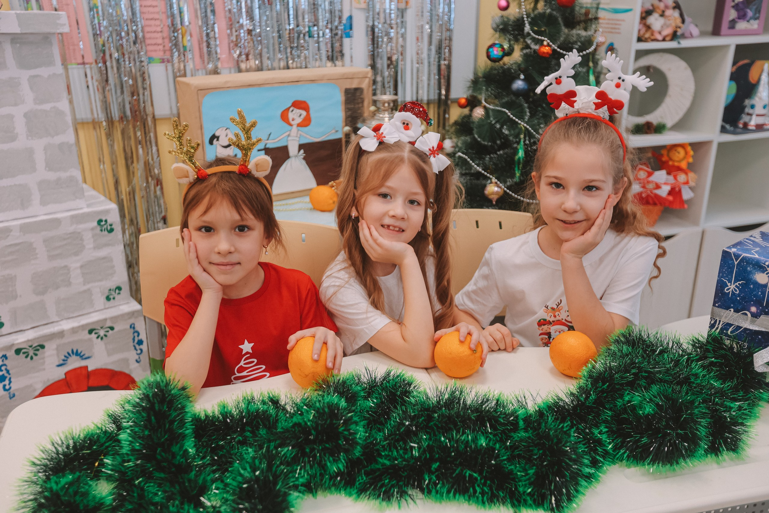 Новогодняя в школе 2 класс. Семейный фотограф Тюмень, фотограф на роды Салмина Мария