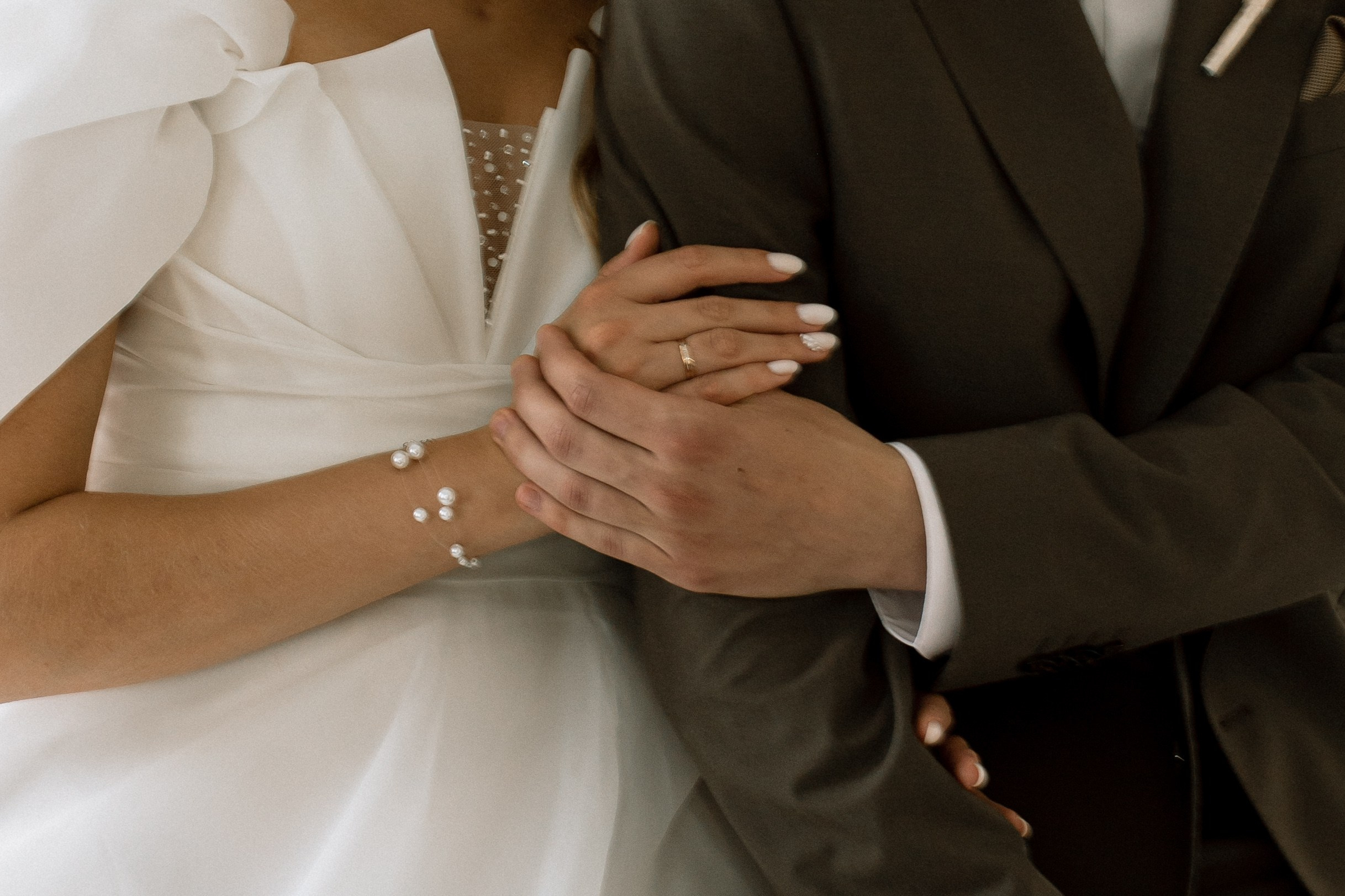 Он, она и весь день любви. Злата и Никита. Свадебный и семейный фотограф в Екатеринбурге Катя Буряк