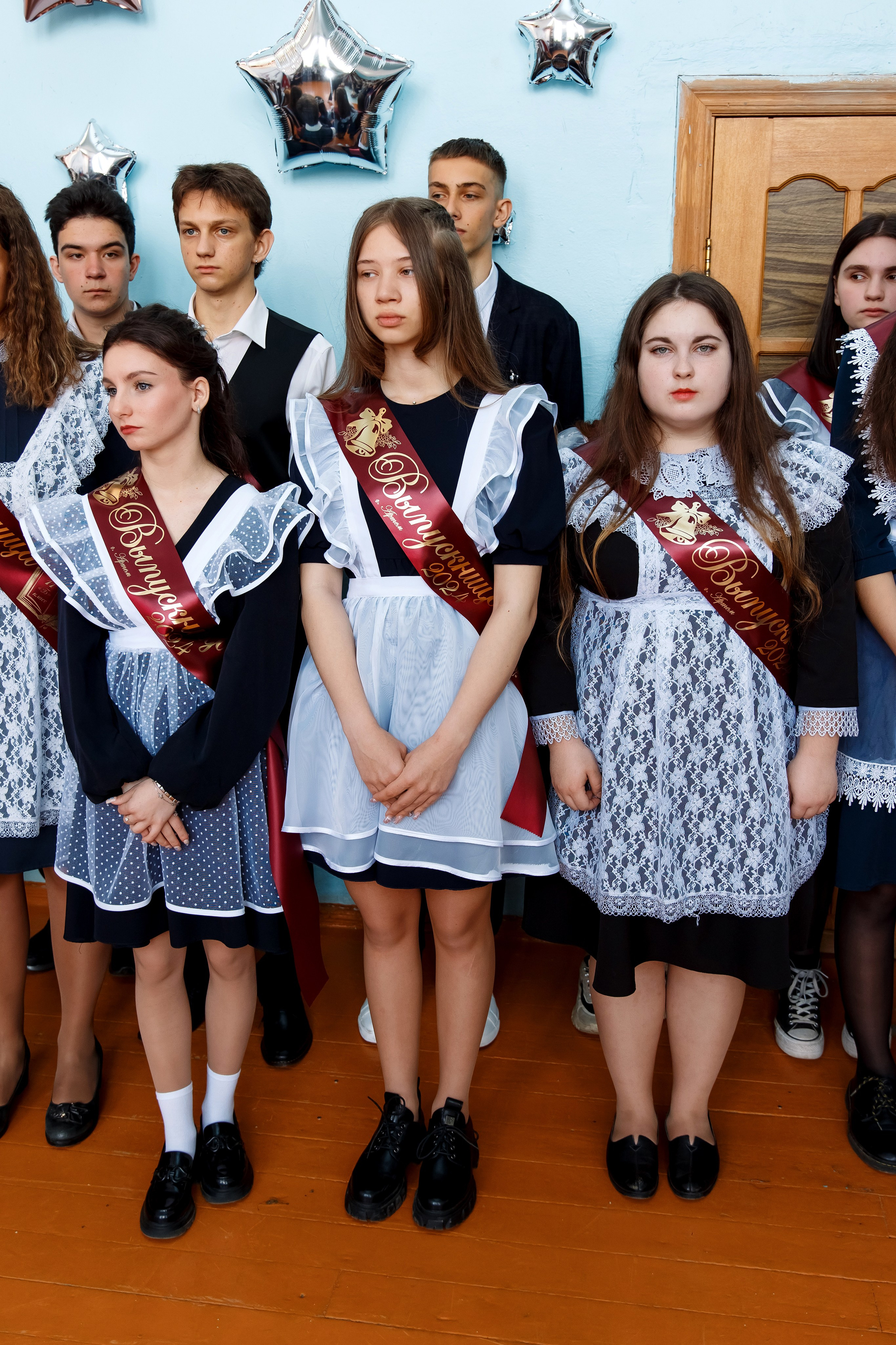 11 класс Последний звонок. Фотограф Любовь Корниенко, Примоский край