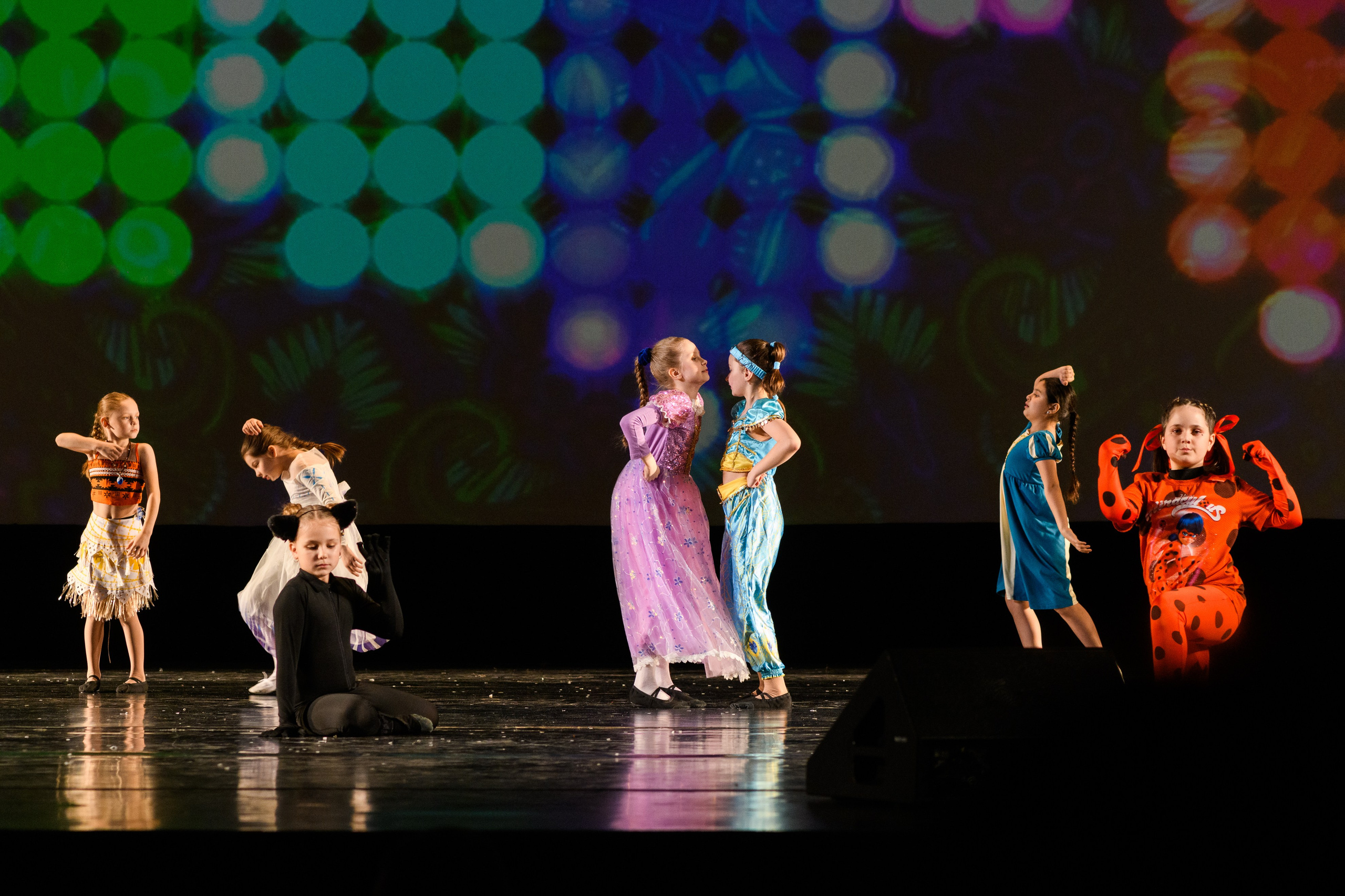 23 апреля, часть 2, БКЗ Октябрьский, г. Санкт-Петербург. Золотое яблочко