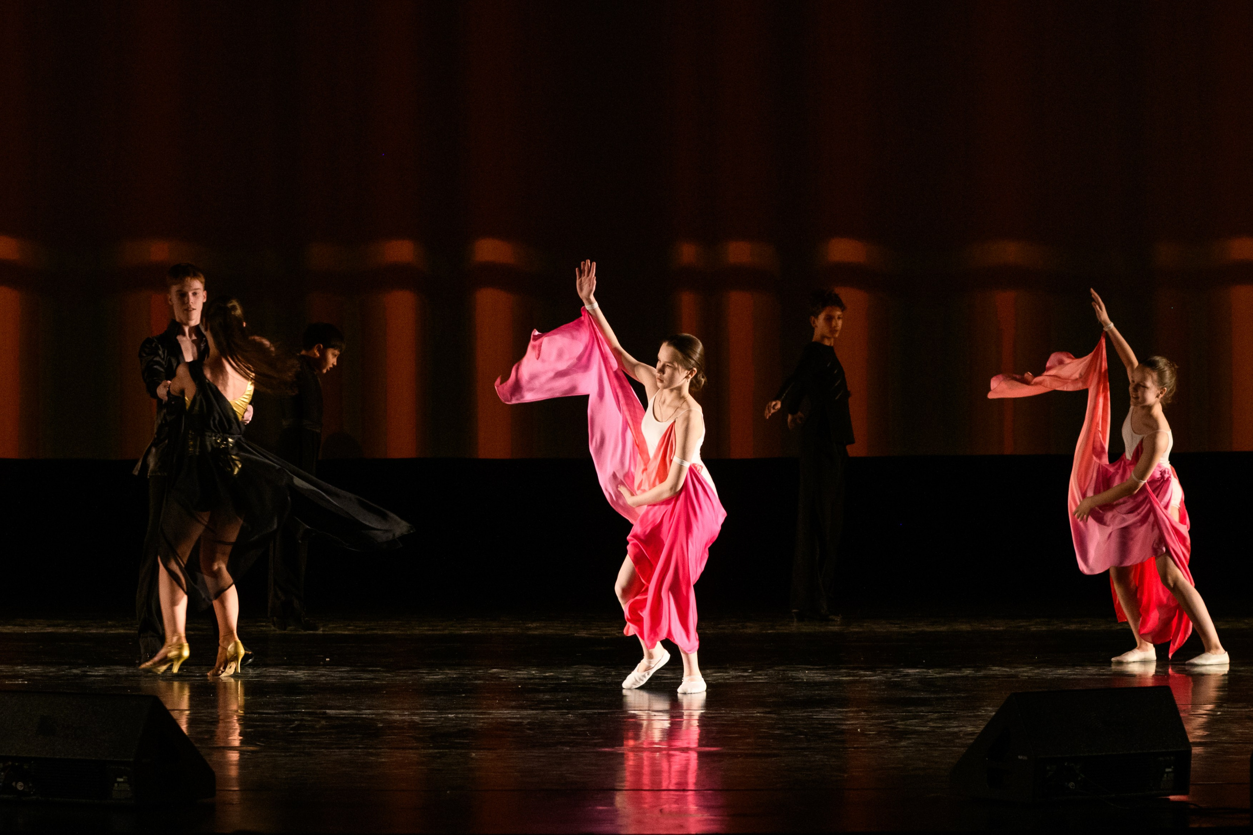 23 апреля, часть 2, БКЗ Октябрьский, г. Санкт-Петербург. Золотое яблочко