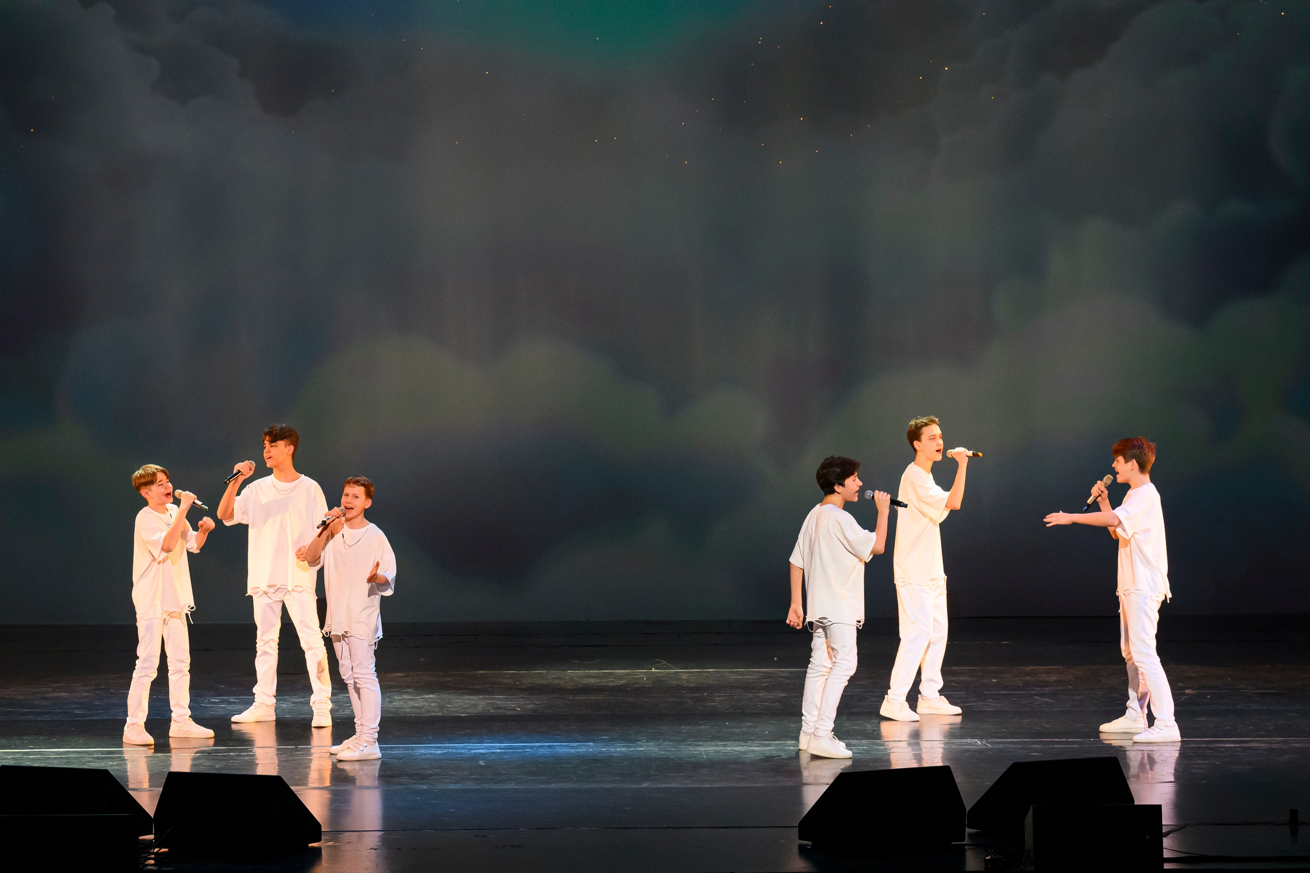 23 апреля, часть 1, БКЗ Октябрьский, г. Санкт-Петербург. Золотое яблочко