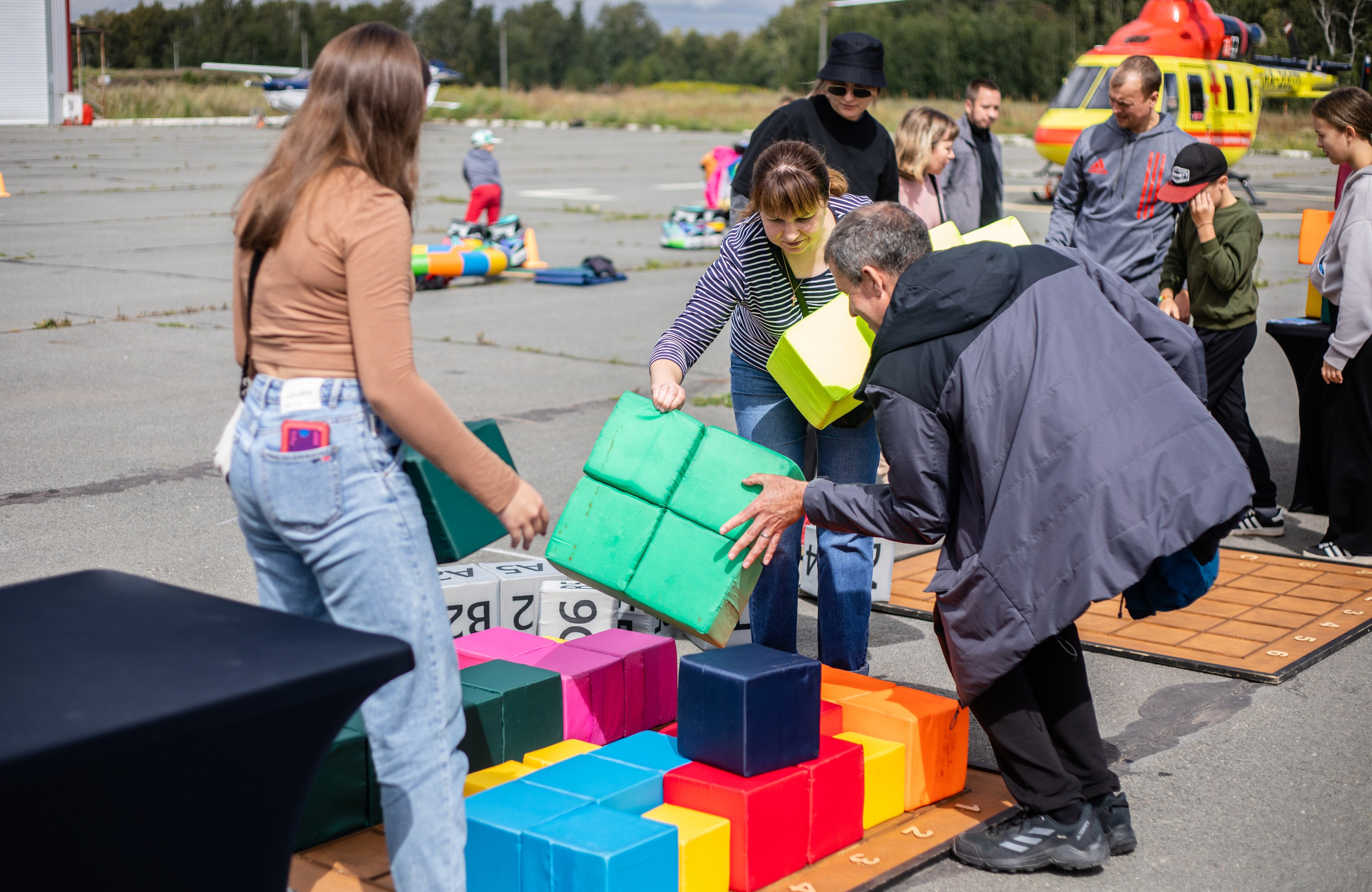 УЗСТ- Корпоративный тимбилдинг на аэродроме. Репортажный и свадебный фотограф в Челябинске Елисеев Павел