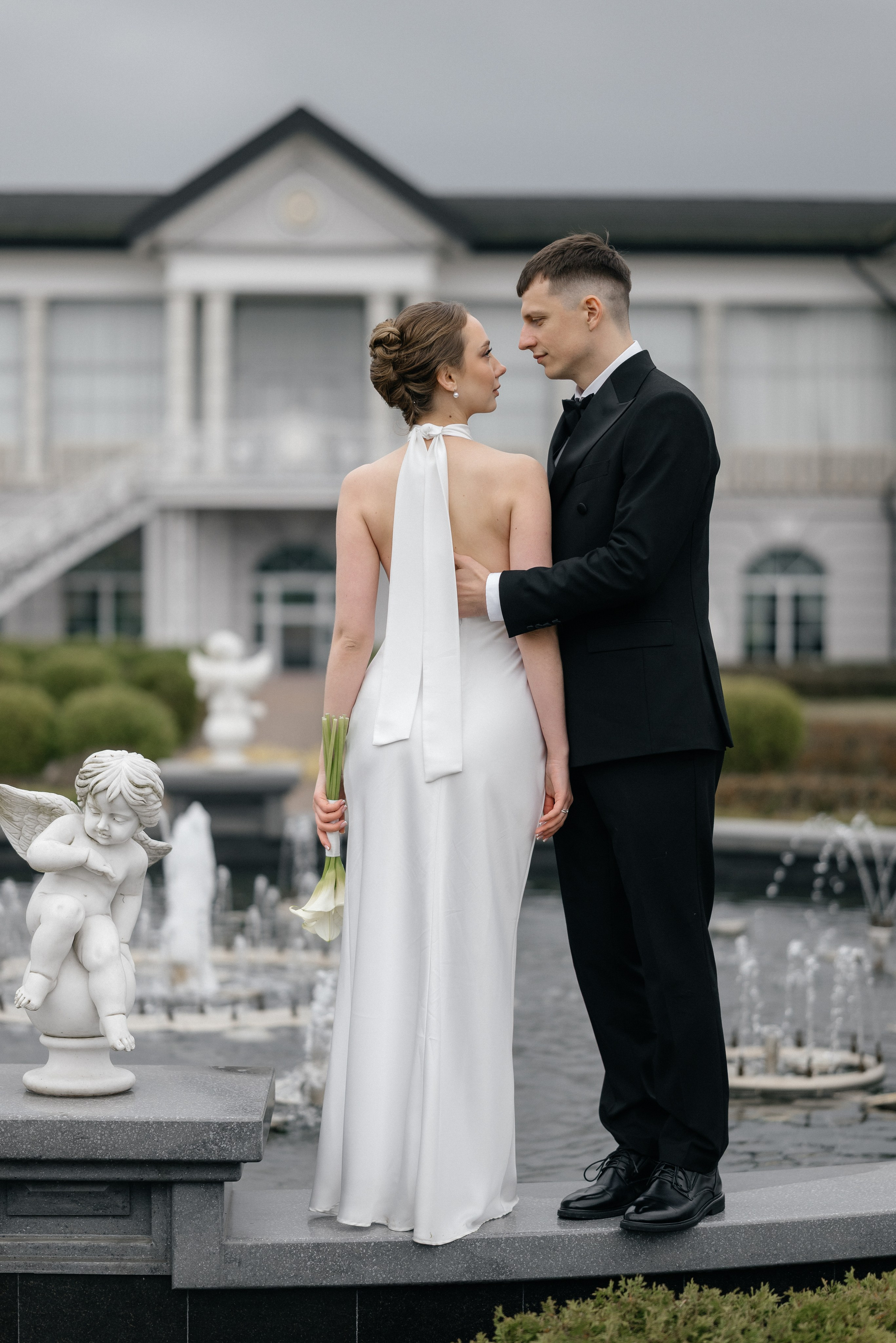 Wedding day in Martinique Bar. Wedding PHOTOGRAPHER Andrew Vnukov