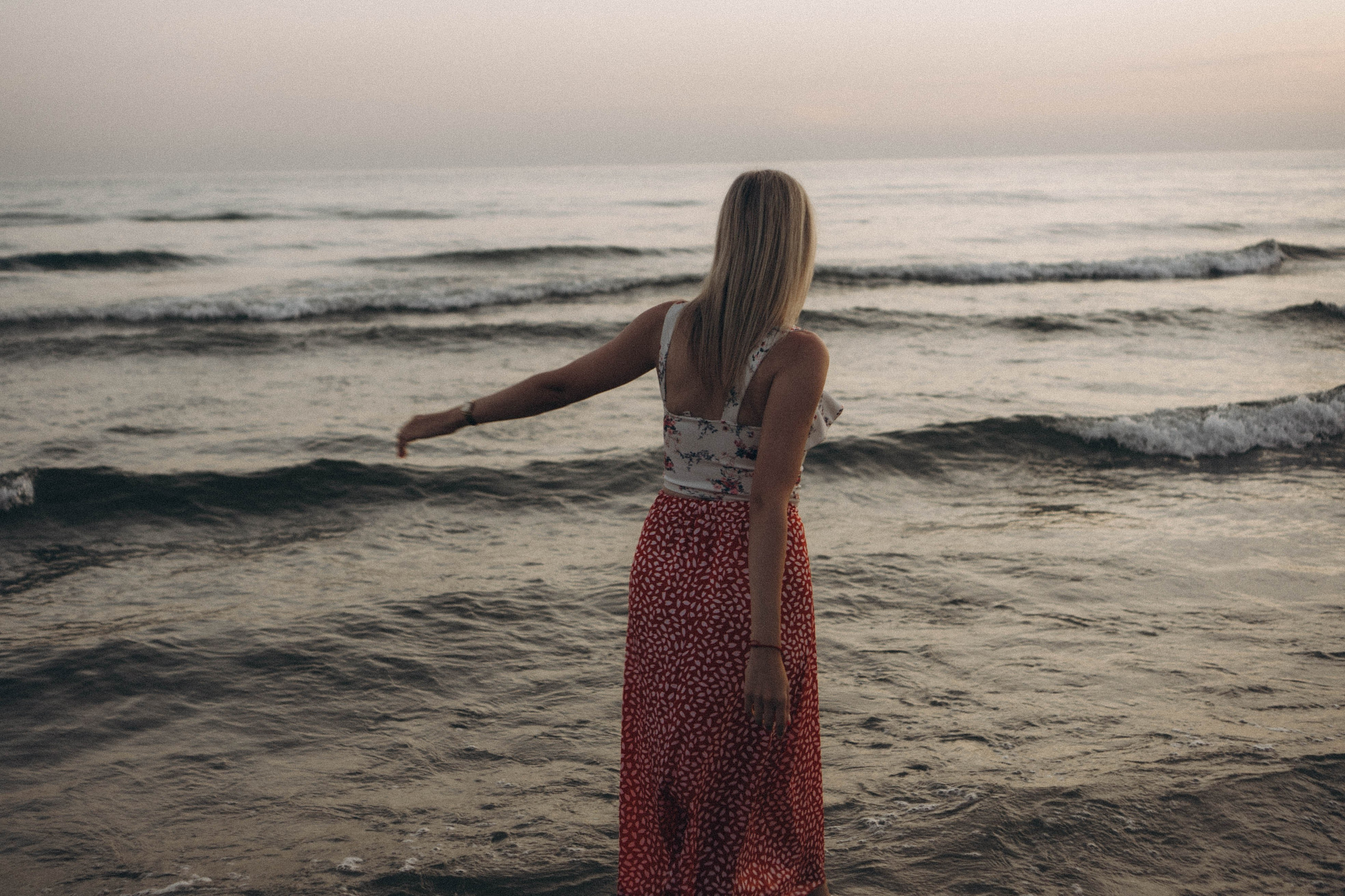 Июльский вечер на берегу черного моря. Профессиональный фотограф, Санкт-Петербург — Виктория Богомолова