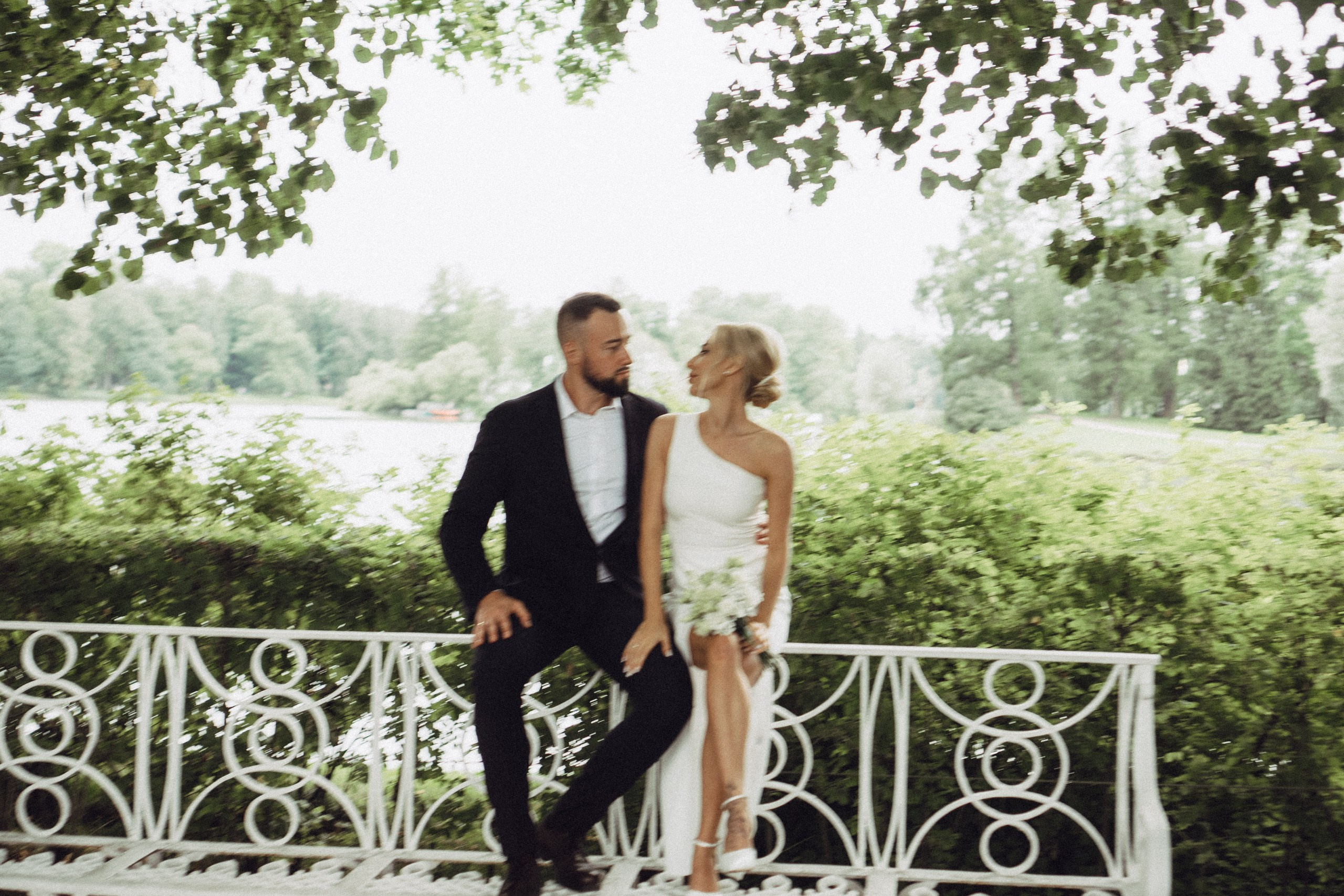 СВАДЕБНАЯ ИСТОРИЯ В ГОРОДЕ ПУШКИН ВОЗЛЕ ЕКАТЕРИНИНСКОГО ДВОРЦА И В ПАРКЕ. Профессиональный фотограф, Санкт-Петербург — Виктория Богомолова