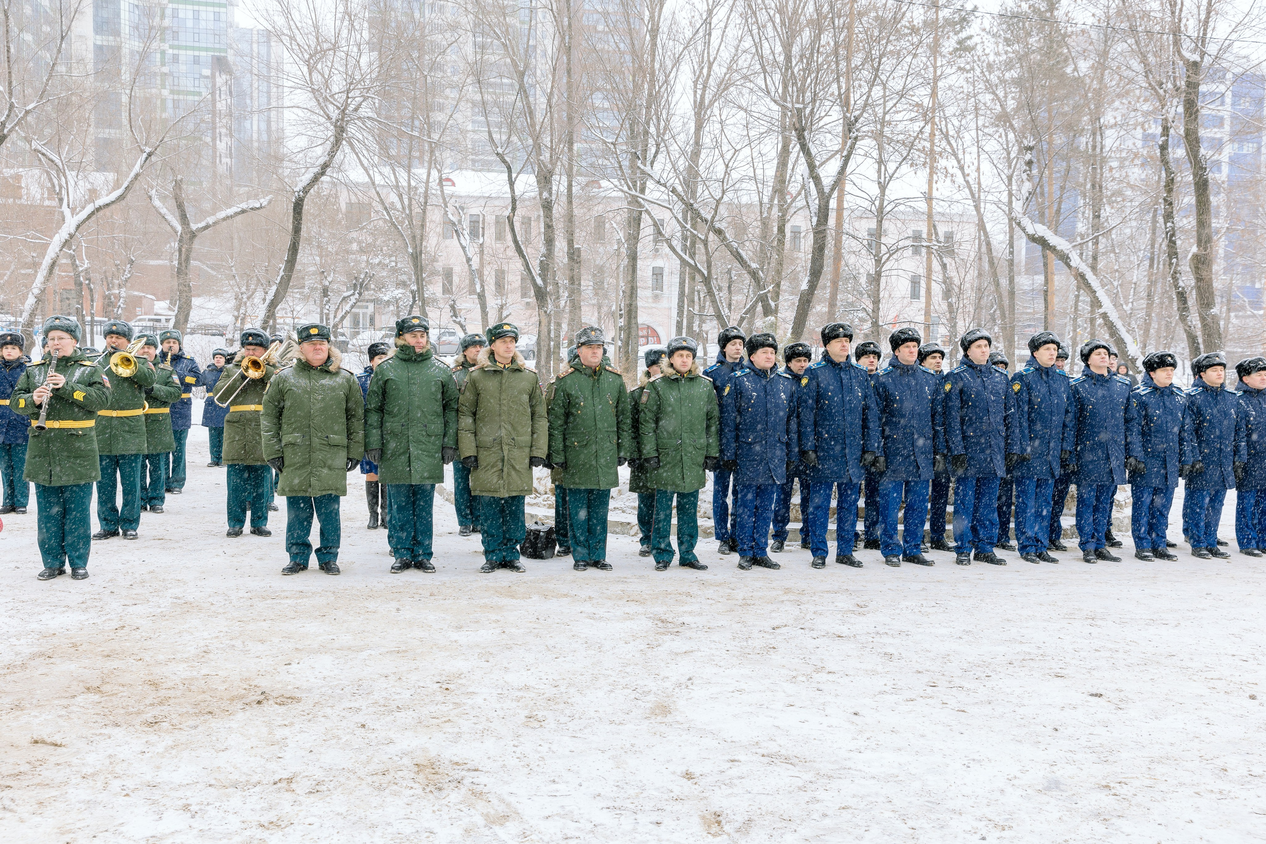 Строй военных на торжественной церемонии зимой — репортажная съёмка, фотограф СПб