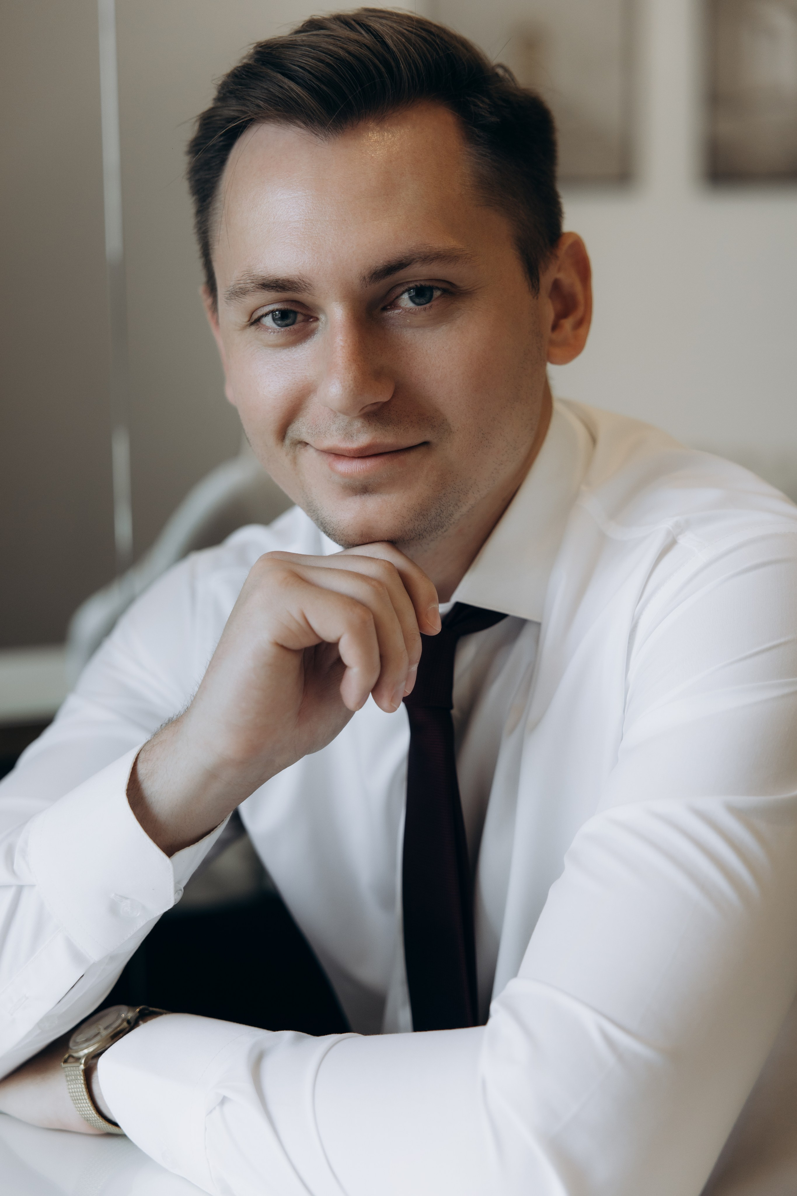 Свадебная фотосъемка в Пензе: Ольга и Владислав в отеле и студии «Перспектива»