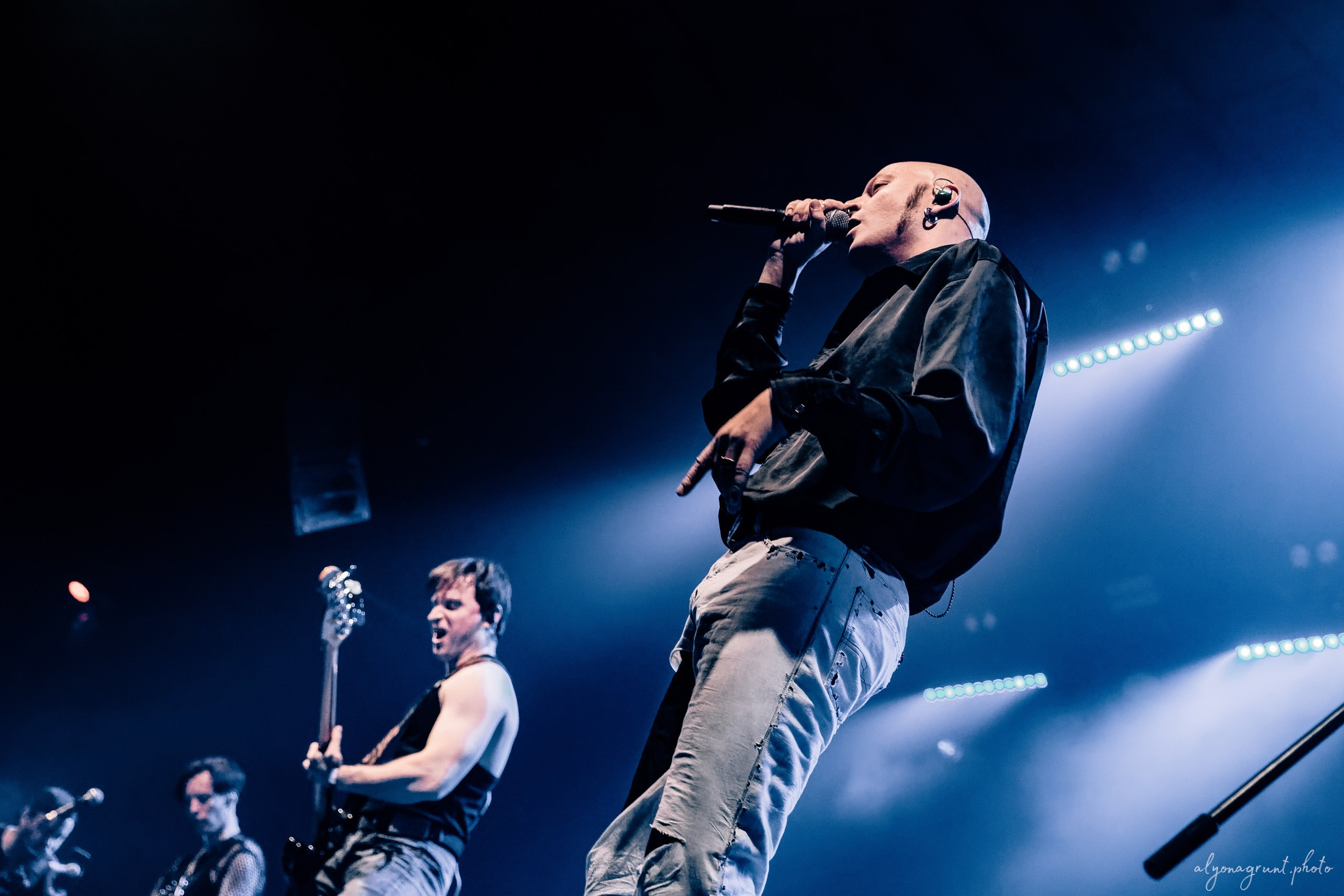 Ravanna, фоторепортаж, СПб, Aurora Concert Hall, 21.11.2025. Алена Адрианова: фотограф в Санкт-Петербурге