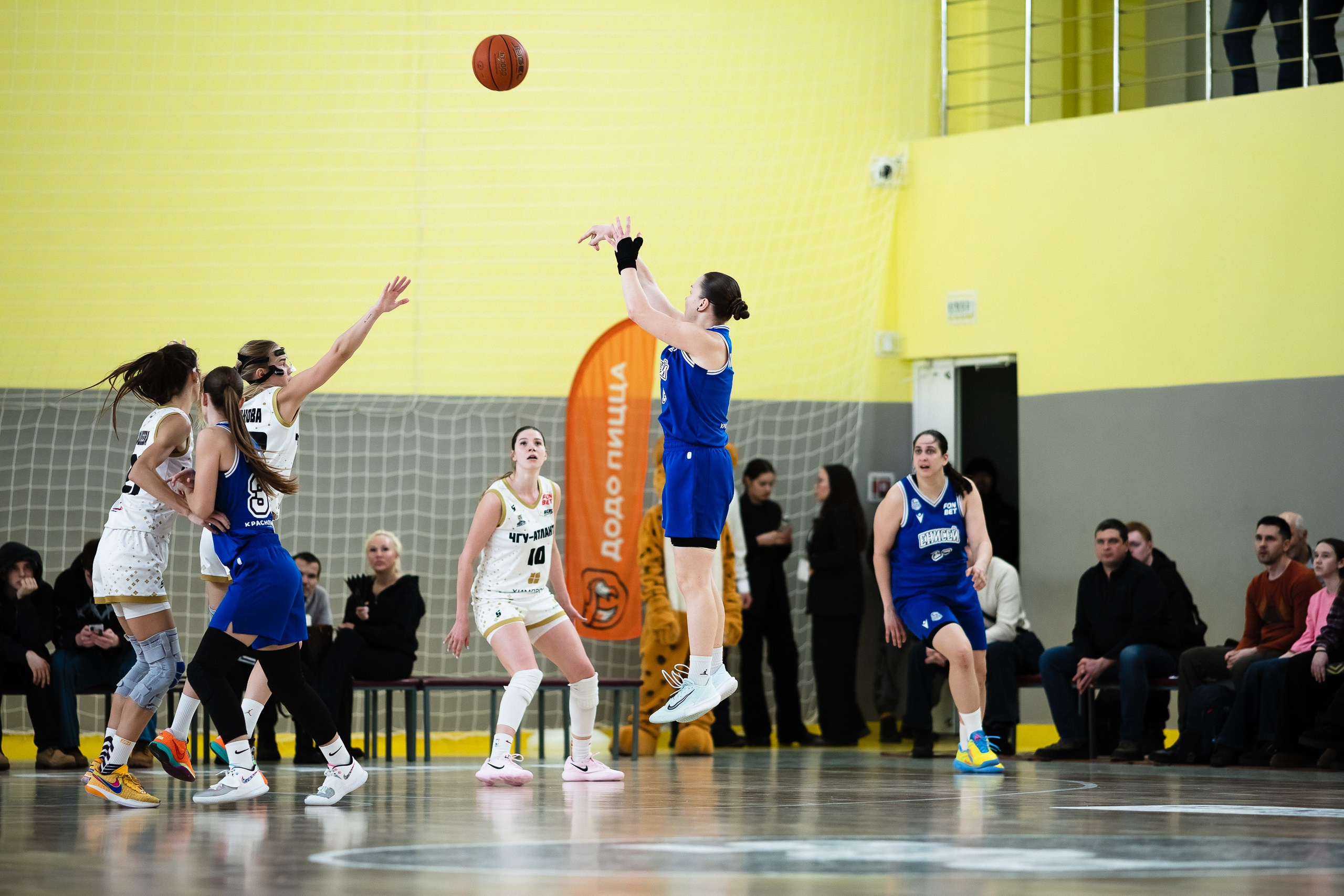 ЧГУ-Атланта — Енисей. Фотография