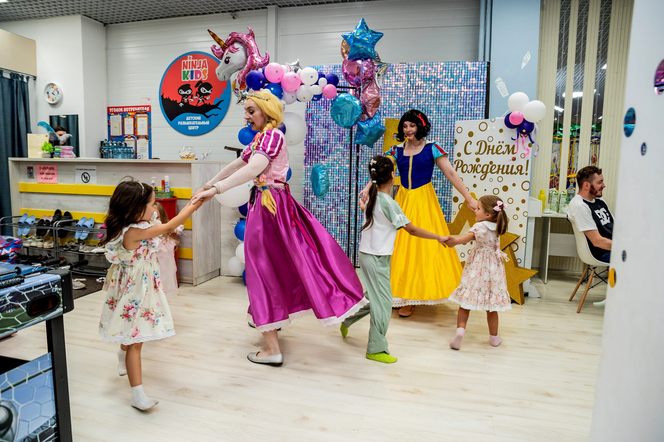 Игротека Ниндзя Кидс. Я Ольга Казанцева, фотографирую снимаю ваши киноистории и печатаю фото и цифровые портреты на холсте