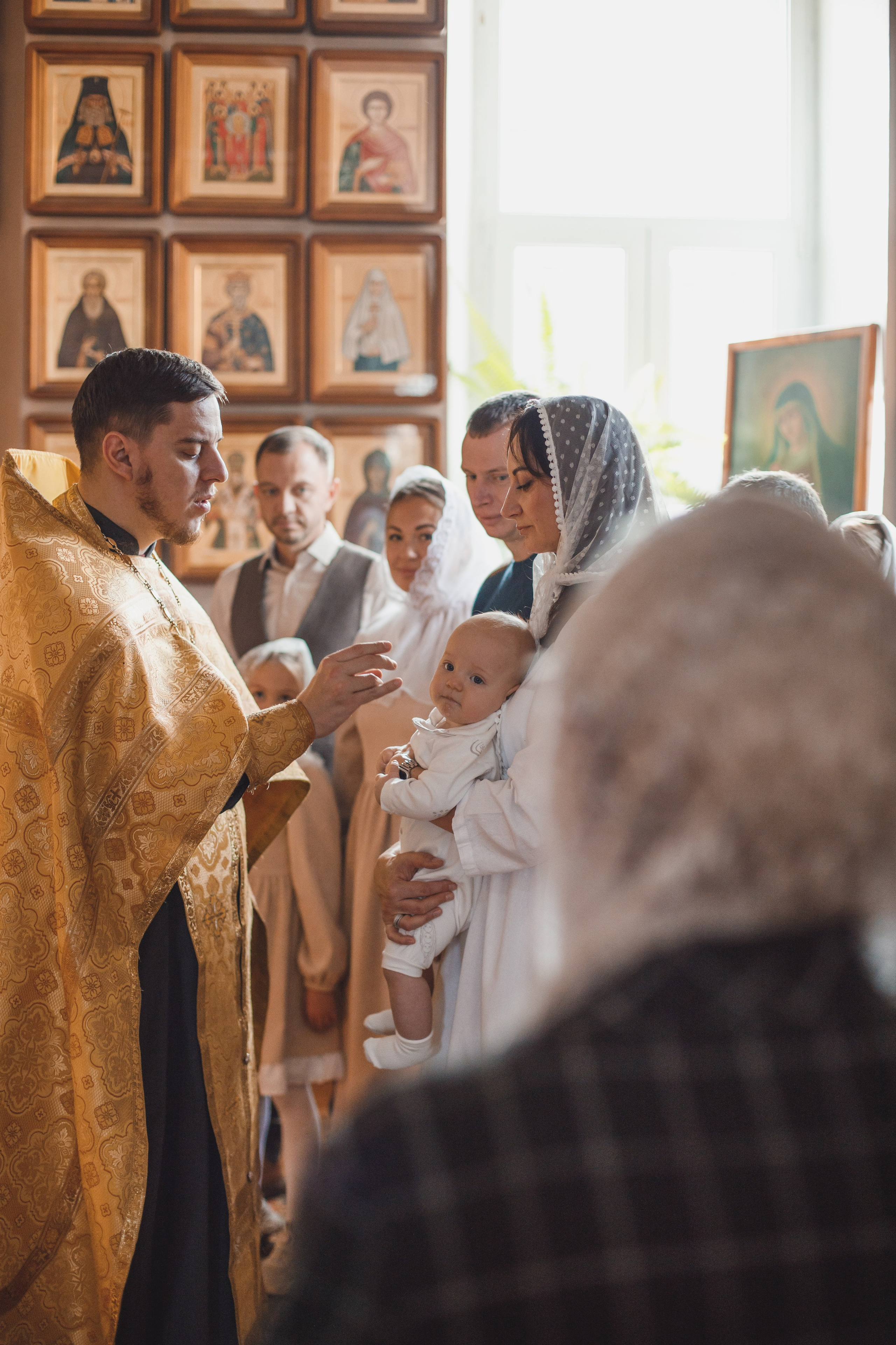 Фотосъёмка таинства крещения в Белгороде. Свадебный и контент фотограф в Белгороде Ярослав Гаврилейченко