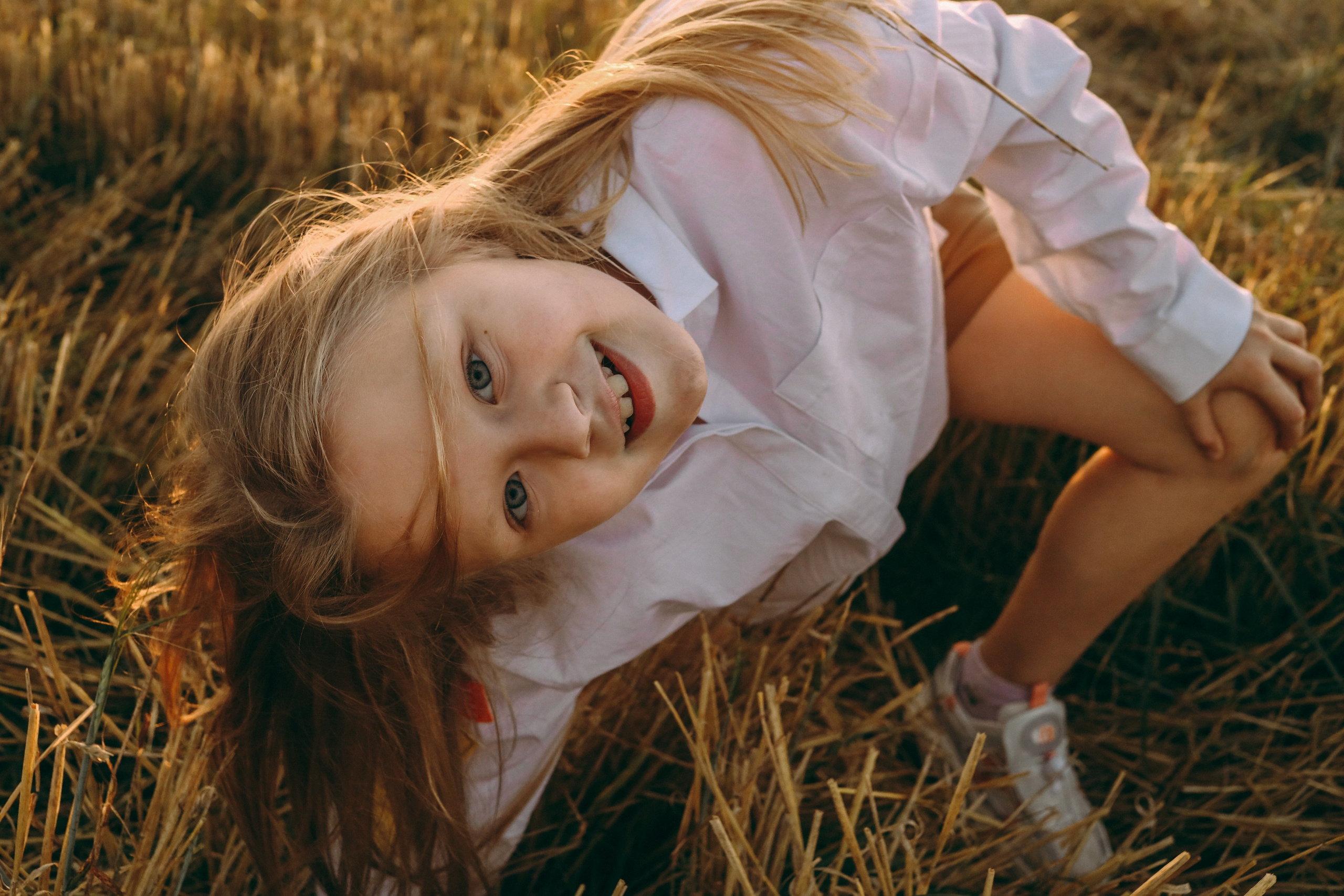 Семейная фотосессия в поле