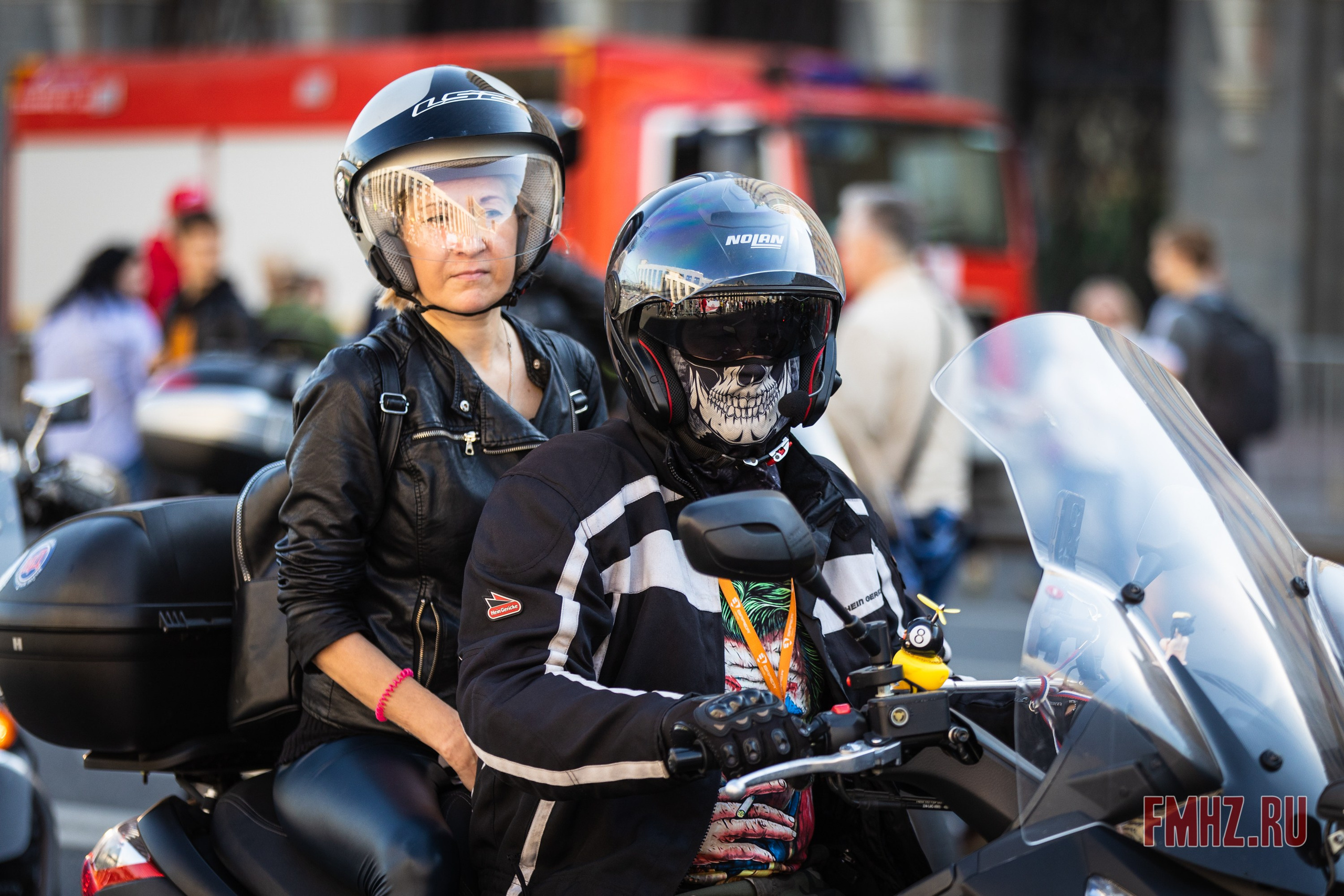 Закрытие Мотосезона 2023 на проспекте Академика Сахарова. Фотограф Владимир Охрименко