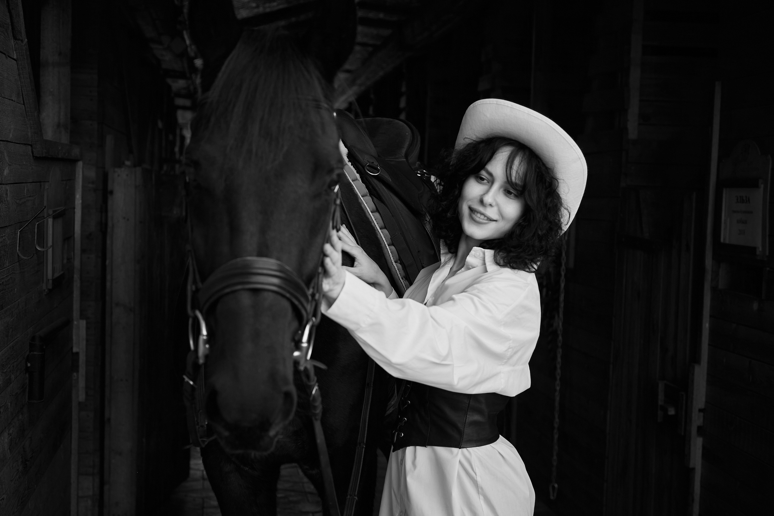 «Анна и Порш». Свадебный и креативный фотограф в ЮФО и МСК