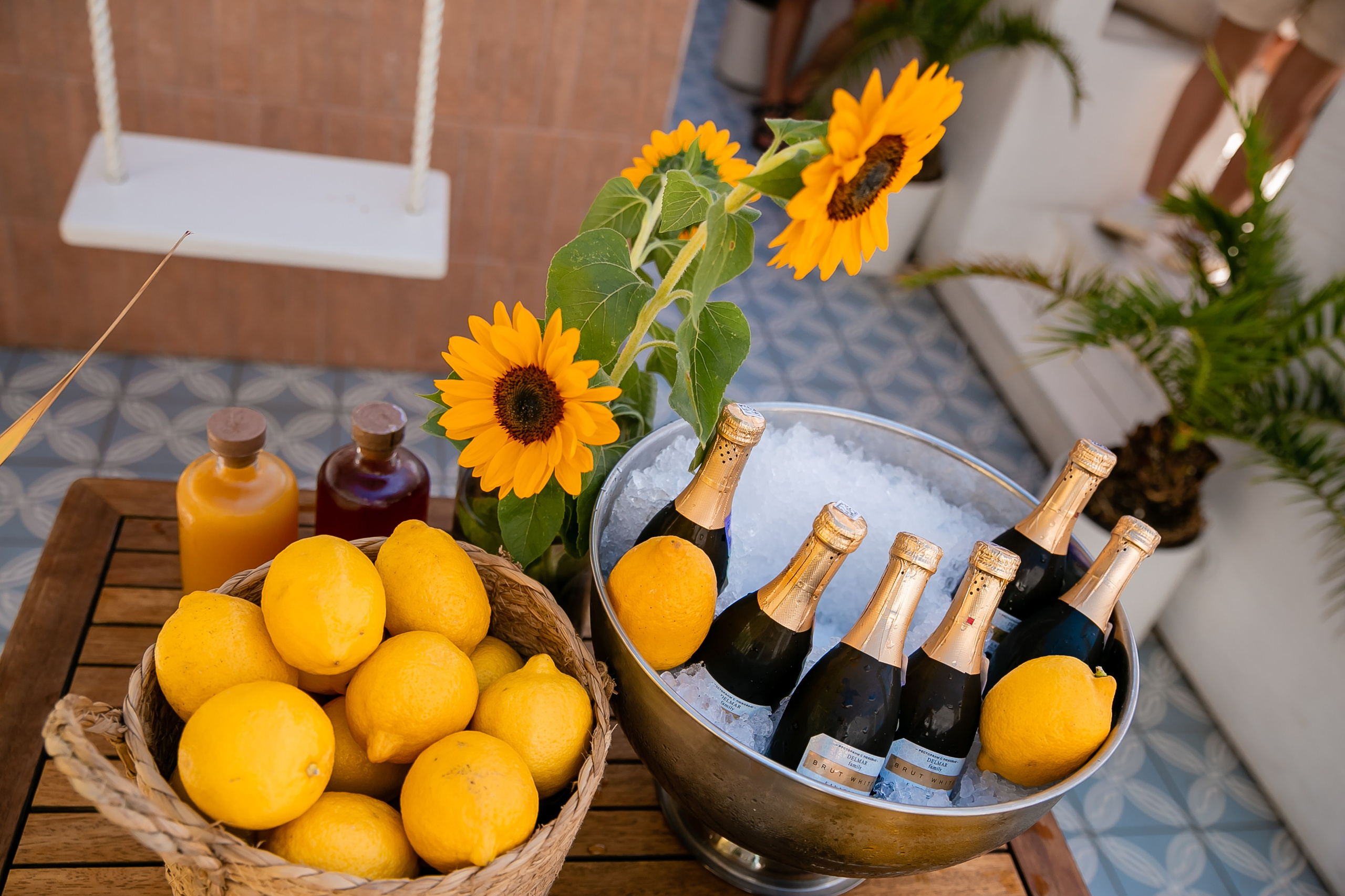 «Похмельный рейв» в ресторане DELMAR. Репортажный фотограф в Ялте Алексей Семёнов