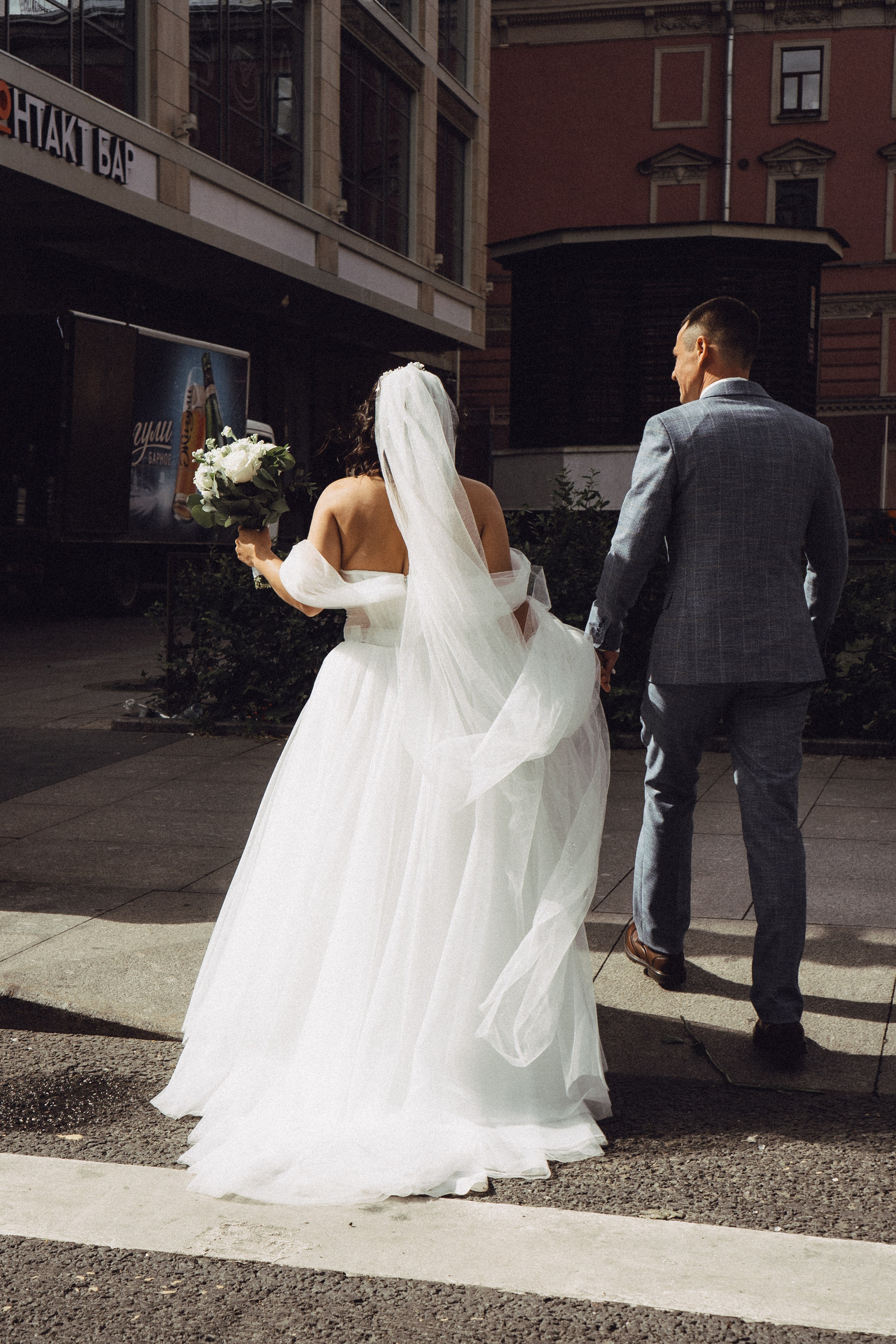 СВАДЕБНАЯ ПРОГУЛКА РЕСТОРАН МЫ ЖЕ НА ТЫ И ФОТОСЕССИИЯ С АВТОМОБИЛЕМ. Профессиональный фотограф, Санкт-Петербург — Виктория Богомолова
