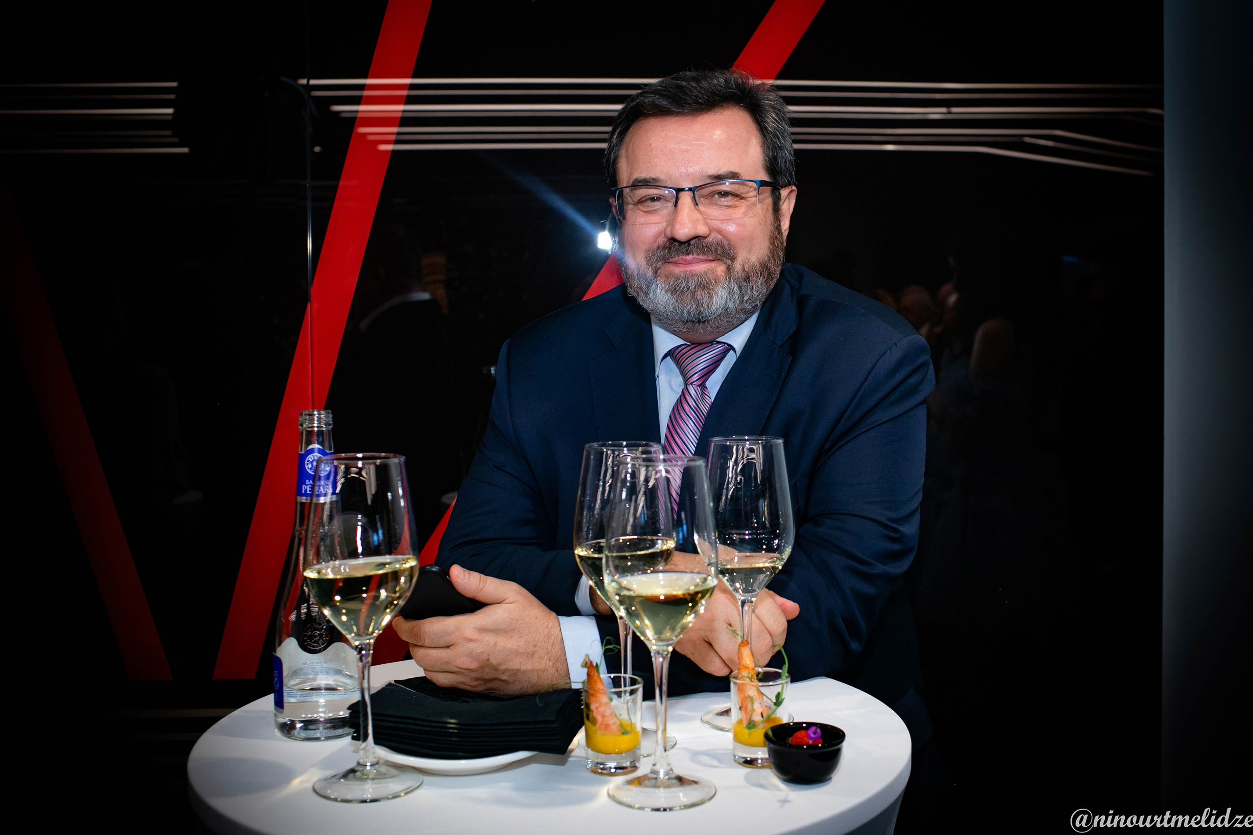 Гала ужин. Art photographer Nino