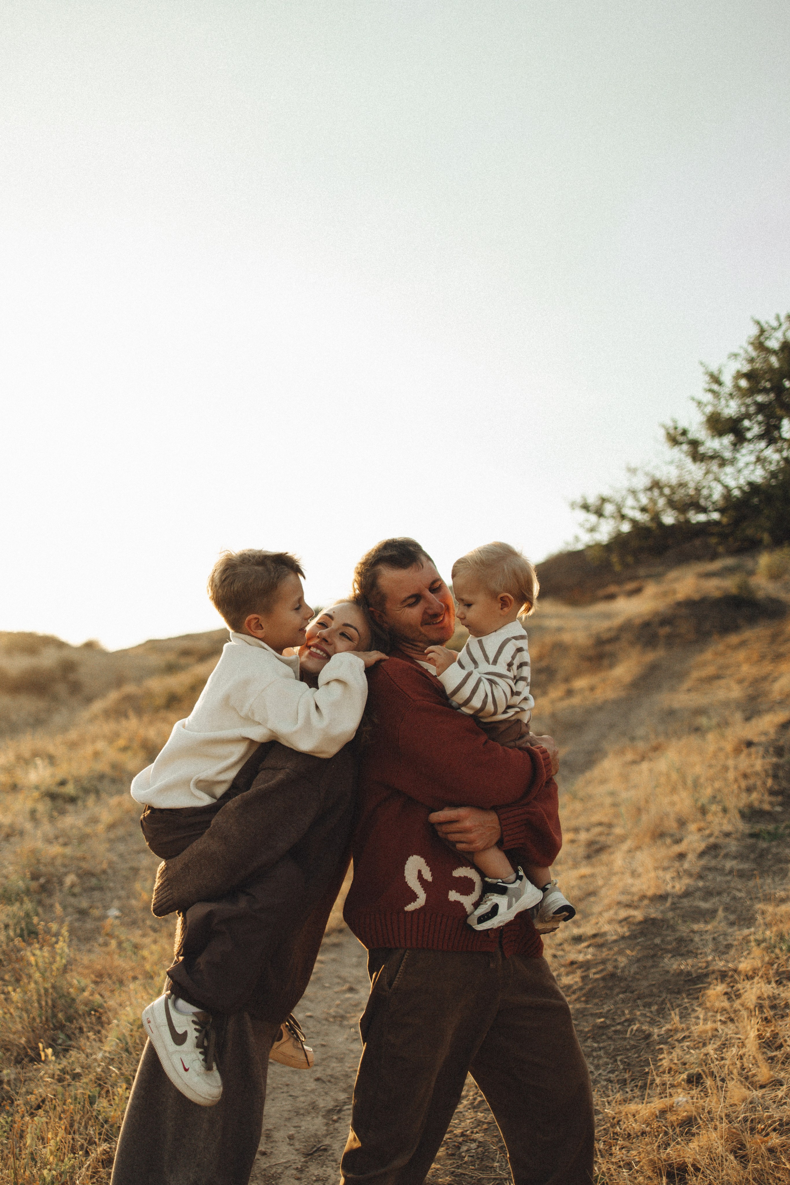 Семейная история, закат в Мержаново. Семейный и детский фотограф, таганрог, ростов-на-дону