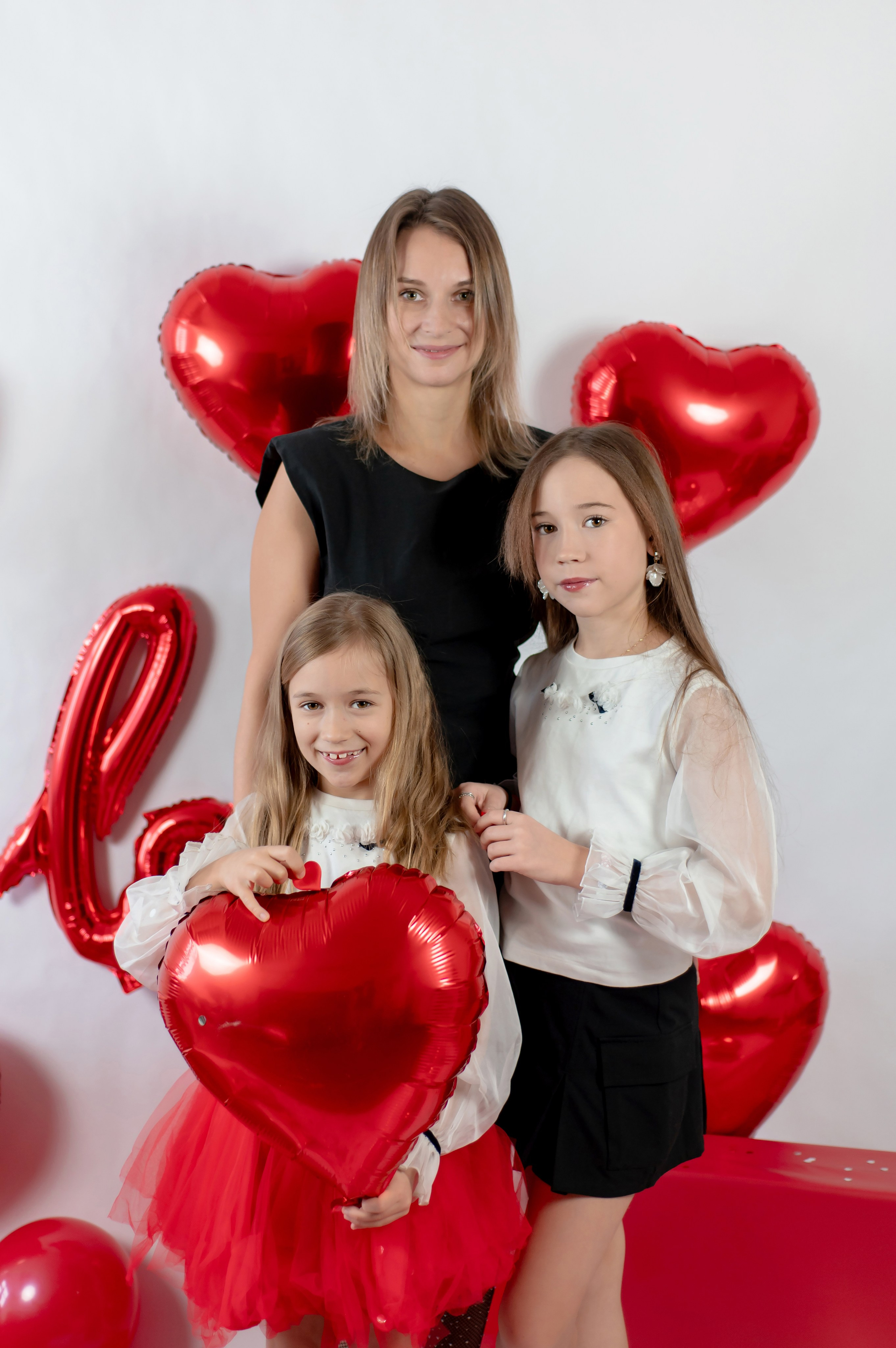 14 февраля. Детский и семейный фотограф Эльмира Веселова. Детская фотостудия Мира. Фотосессия на годик