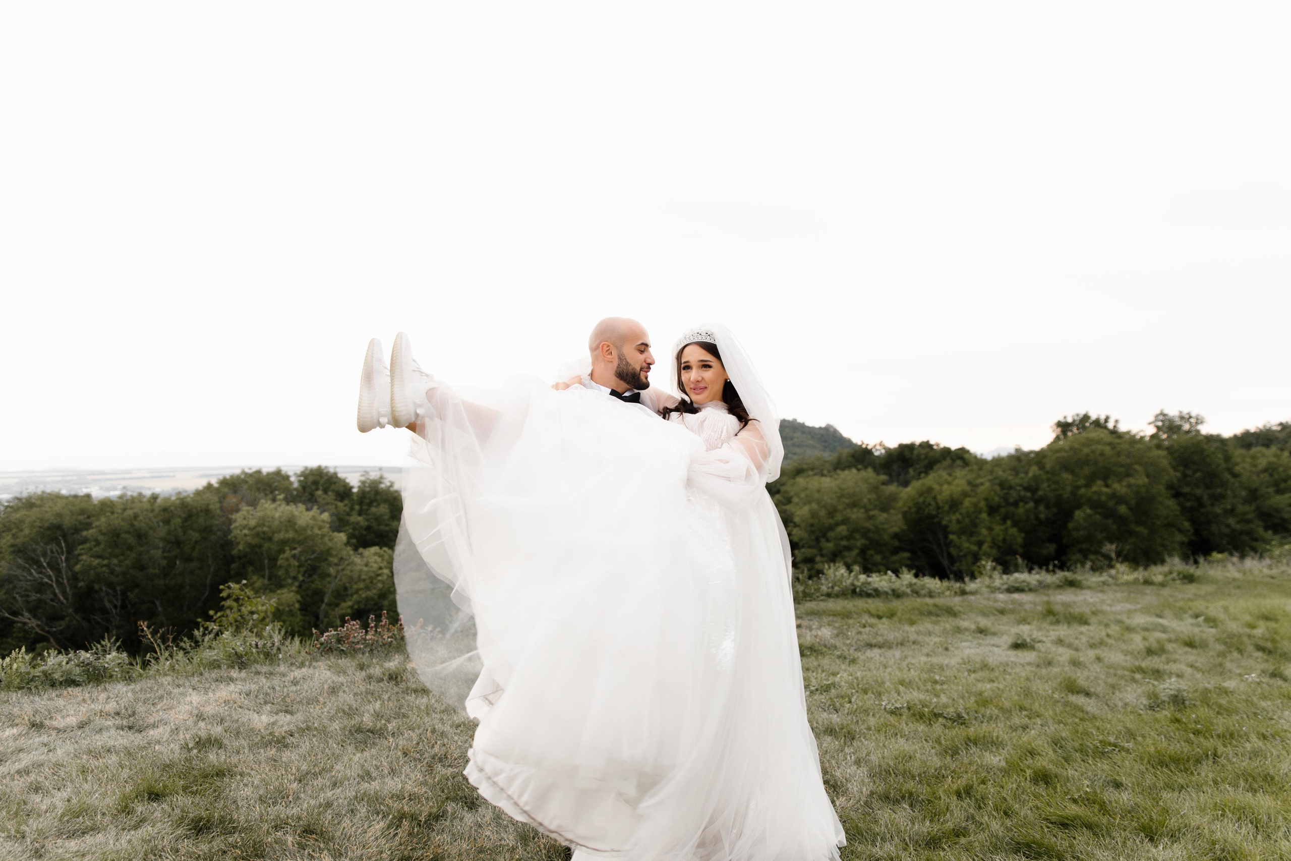 Свадебный фотограф КМВ. Свадебный фотограф в Пятигорске и КМВ Софья Аджикеримова