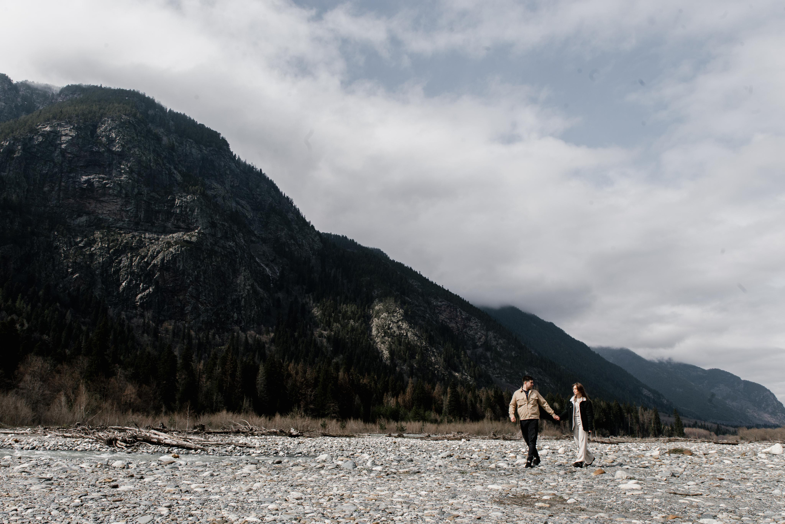 Фотоссесия в горах. Свадебный фотограф в Пятигорске и КМВ Софья Аджикеримова