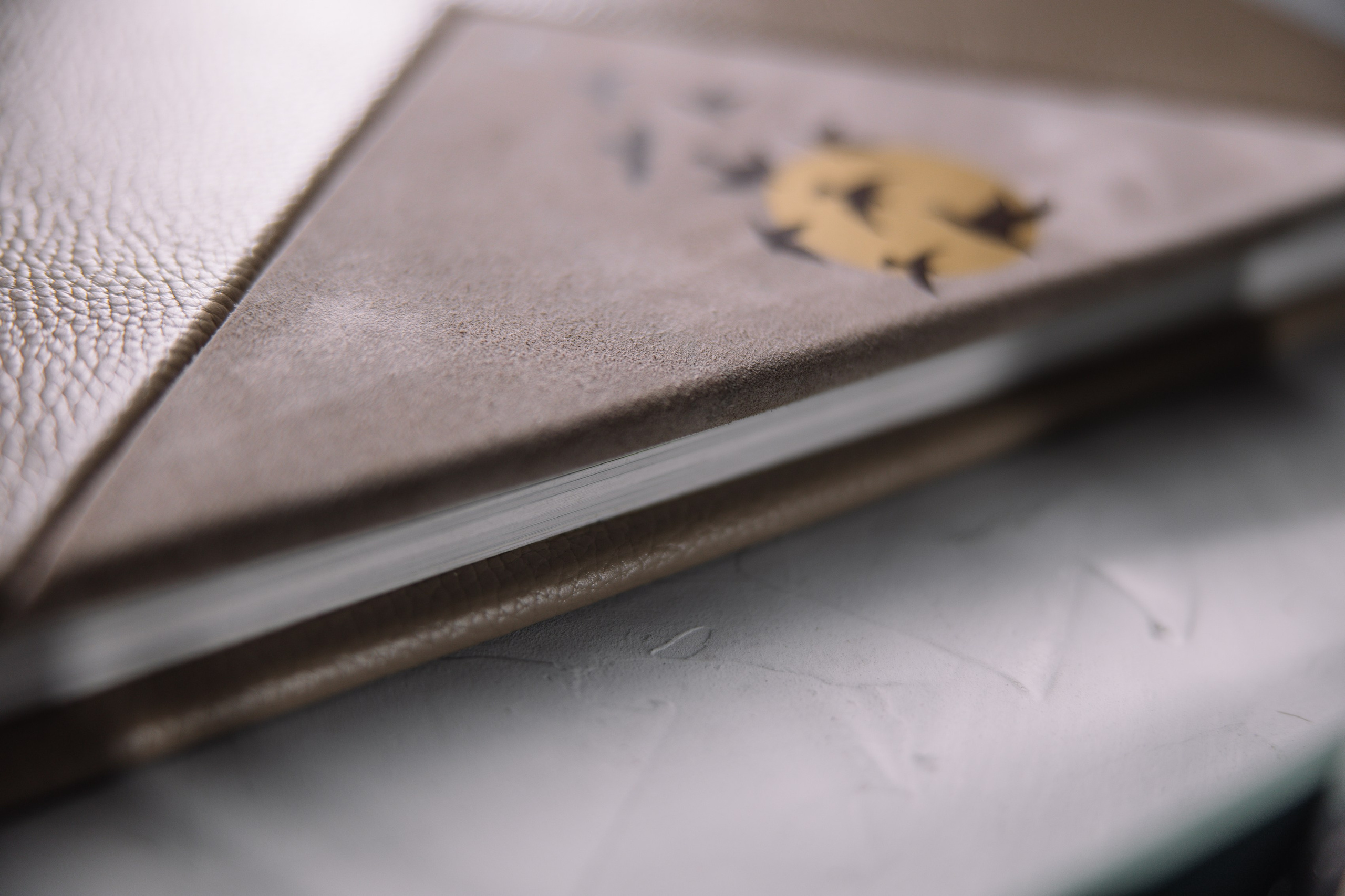 КРОКУС. Заказать индивидуальную фотокнигу ручной работы