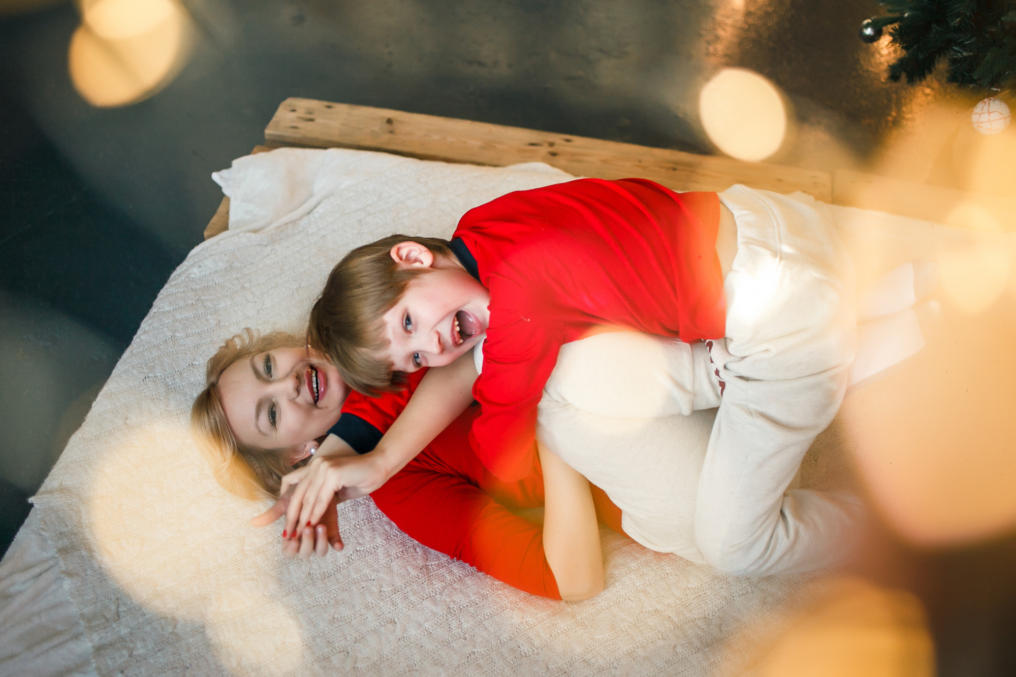 Новогодняя фотосессия мама и сын. Свадебный фотограф во Владивостоке и Славянке