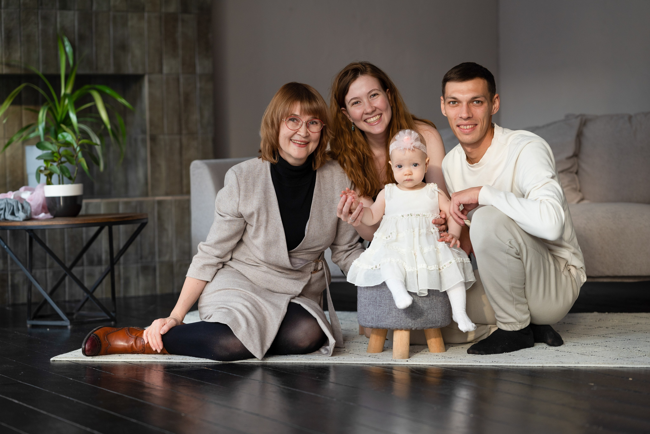 Александра, Владимир, Людмила и Мирослава. Семейный и детский фотограф Лариса Ерданова в Екатеринбурге