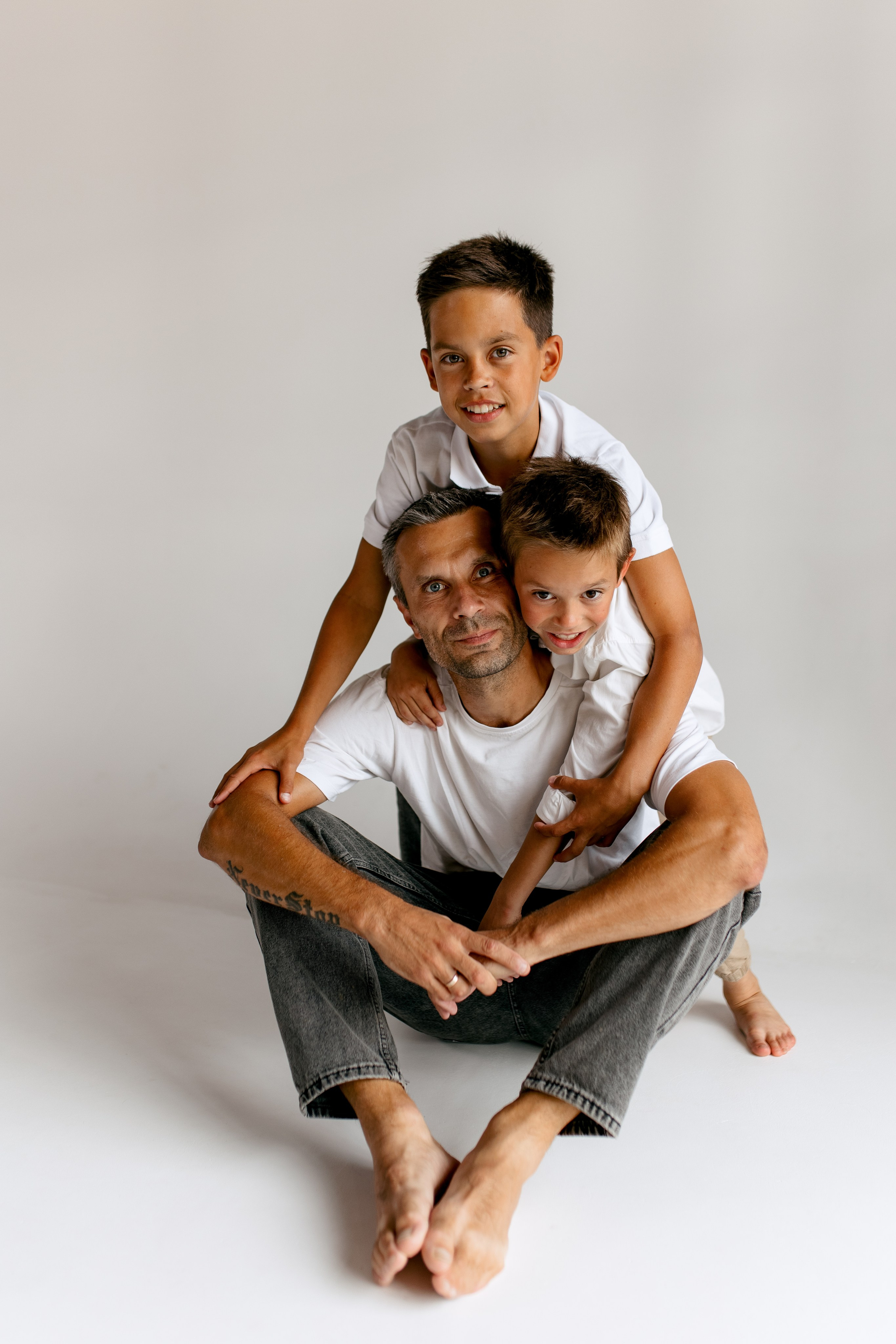 На белом фоне. Свадебный и семейный фотограф в Туле и области Маша Костина