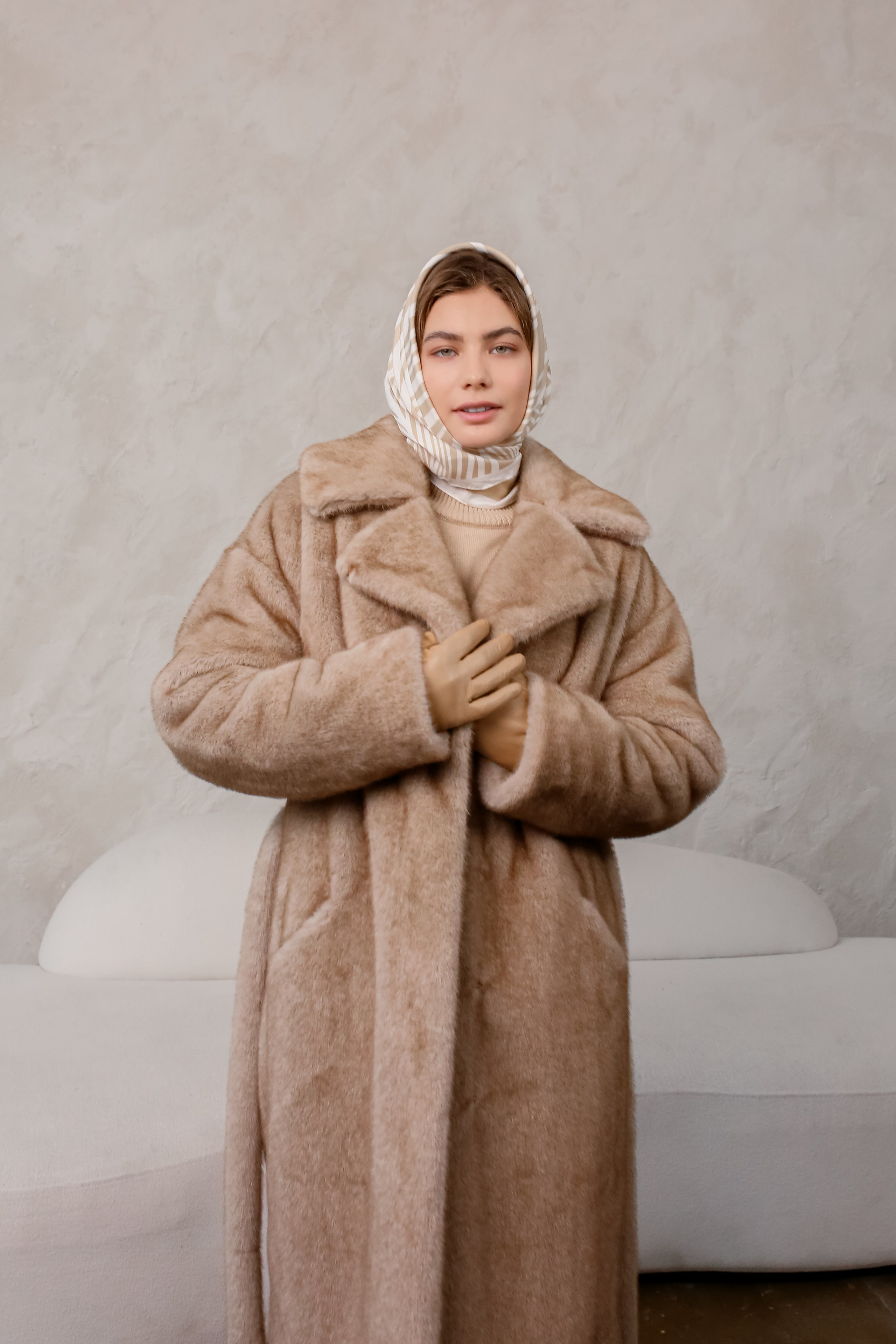 КАТАЛОГ ДЛЯ БРЕНДА ВЕРХНЕЙ ОДЕЖДЫ MISHKA. Бренд, контент фотограф в Волгограде Елена Даньшина