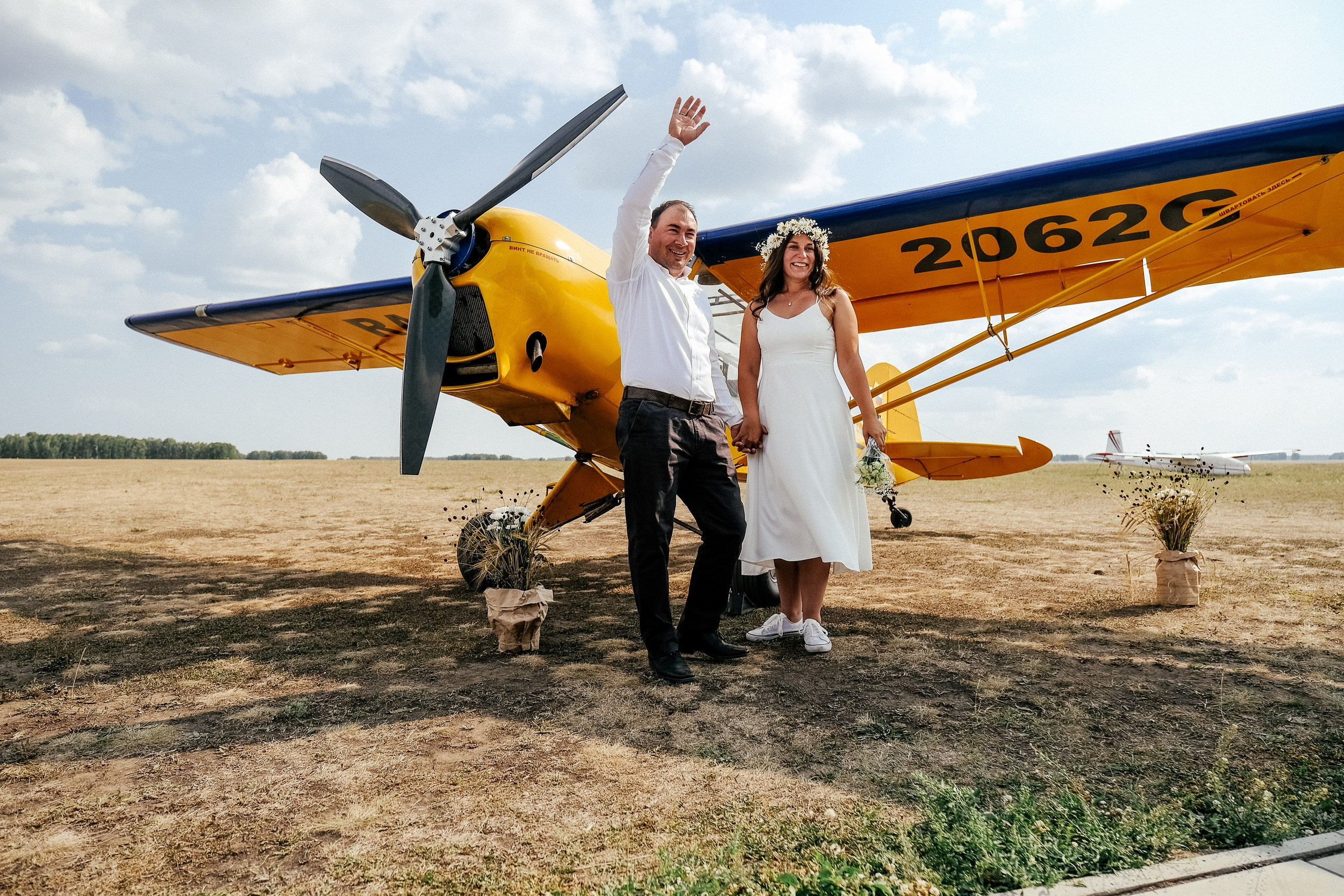 Свадьба на аэродроме