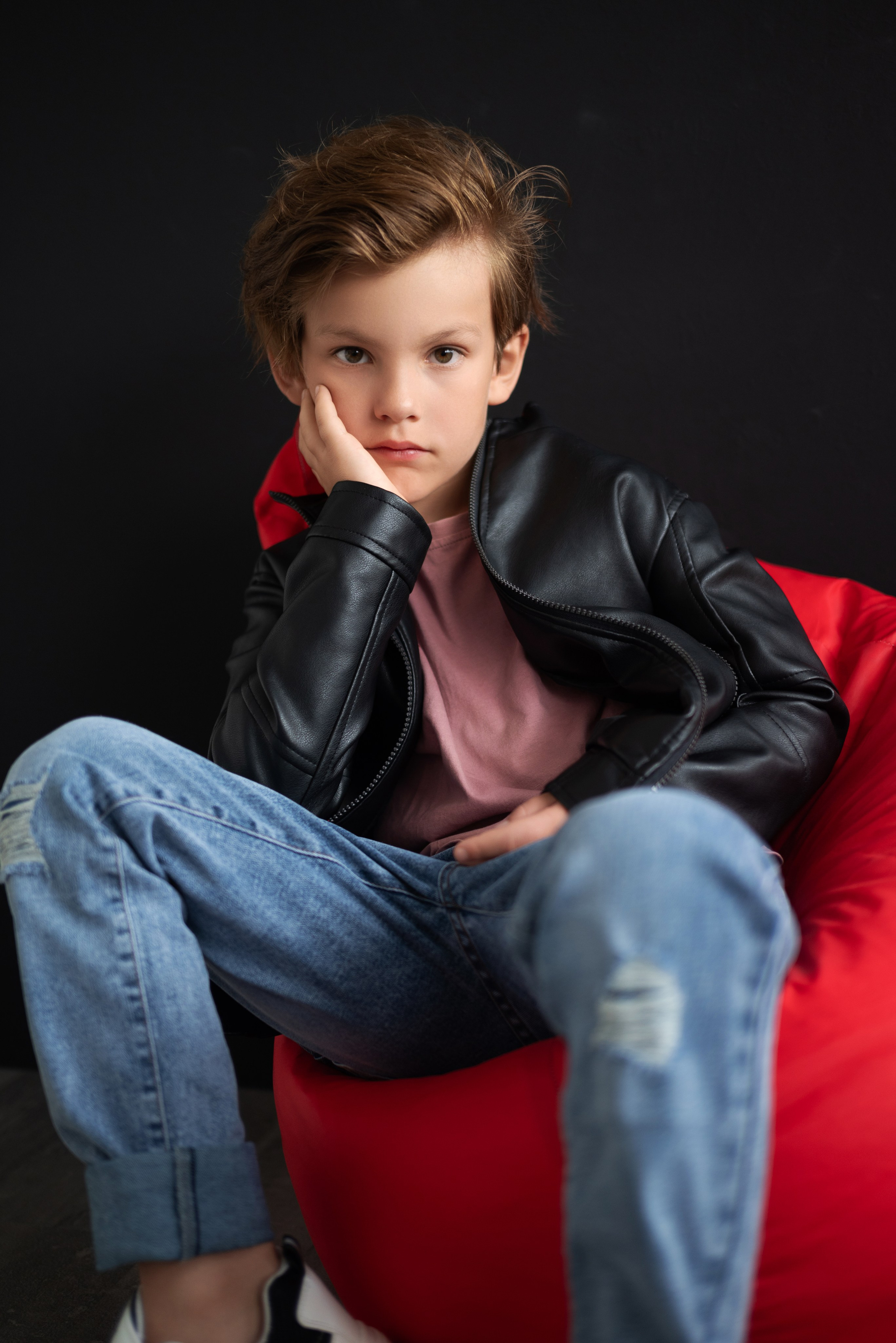 Модельное портфолио. Фотограф Москва Виктория Вишневская актерское / модельное портфолио