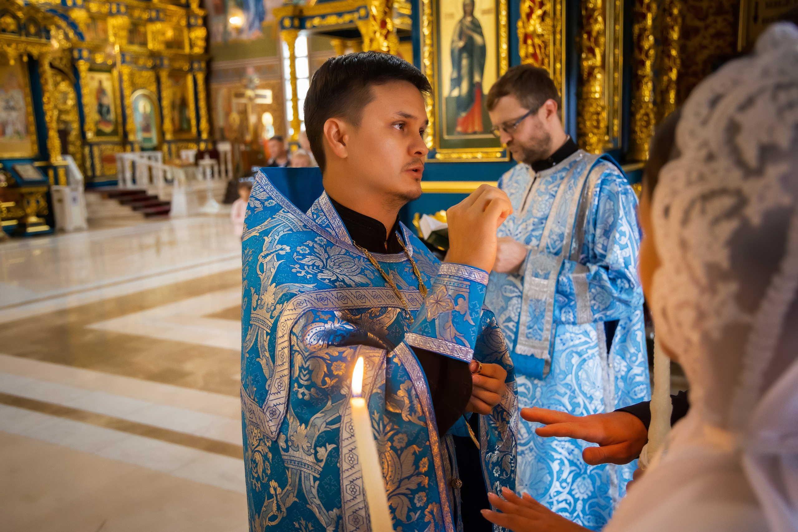 В Храме. Семейный и Свадебный фотограф в Астане Александр Астапов