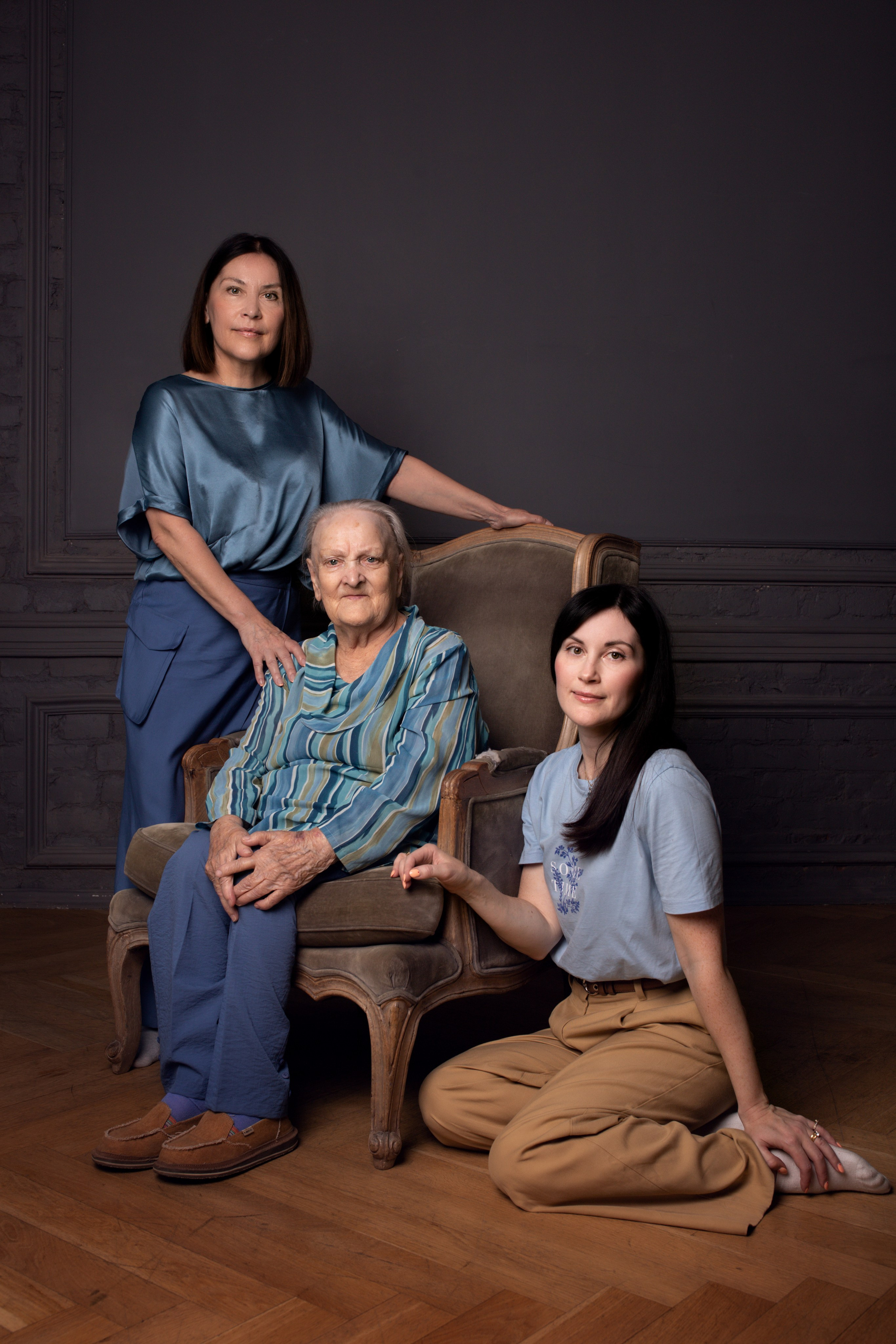 Четыре поколения. Съемка большой семьи. Фотограф Санкт-Петербург Елена Мухина