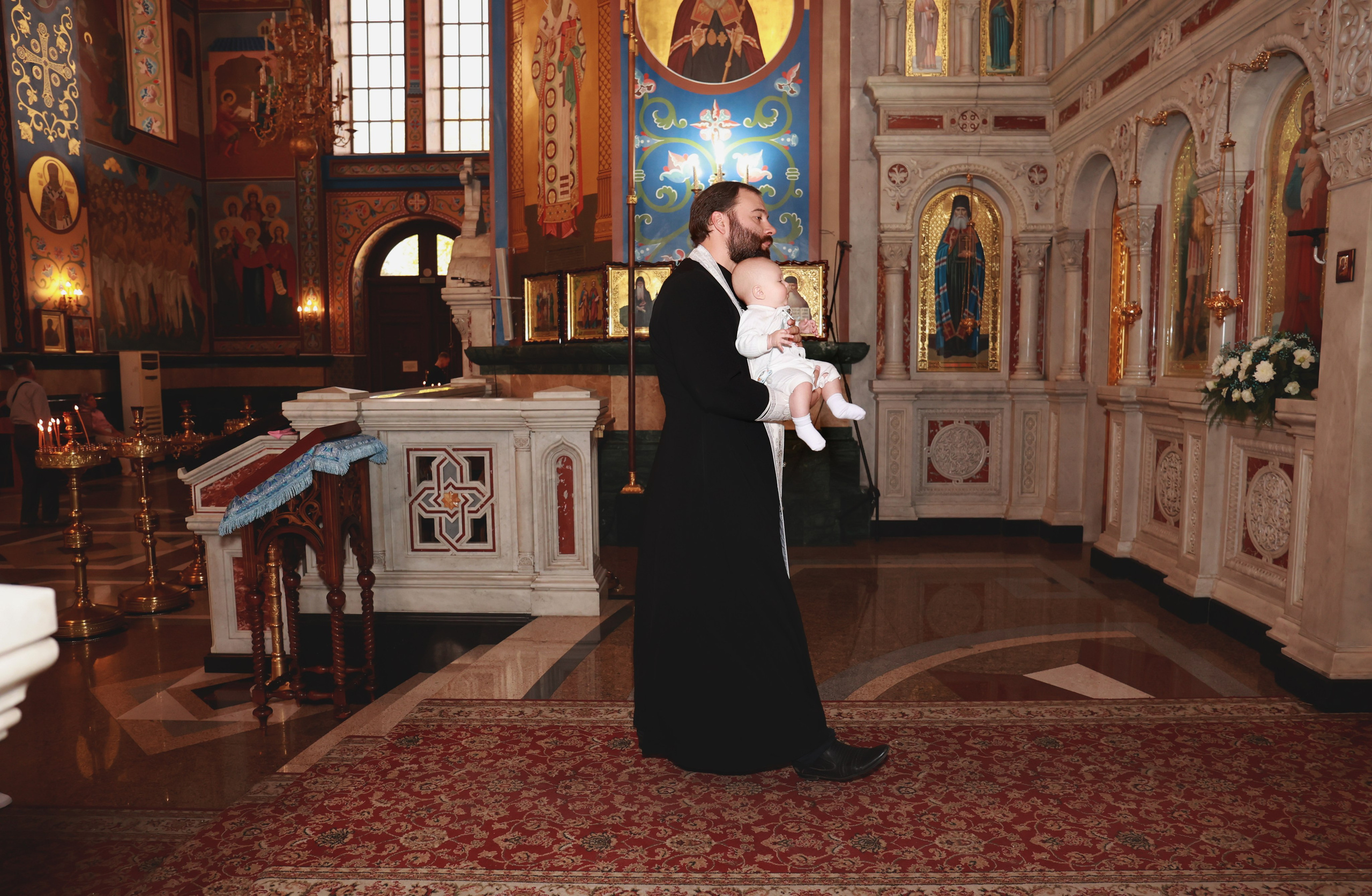 Войсковой собор Святого Благоверного князя Александра Невского. Детский семейный фотограф Краснодар