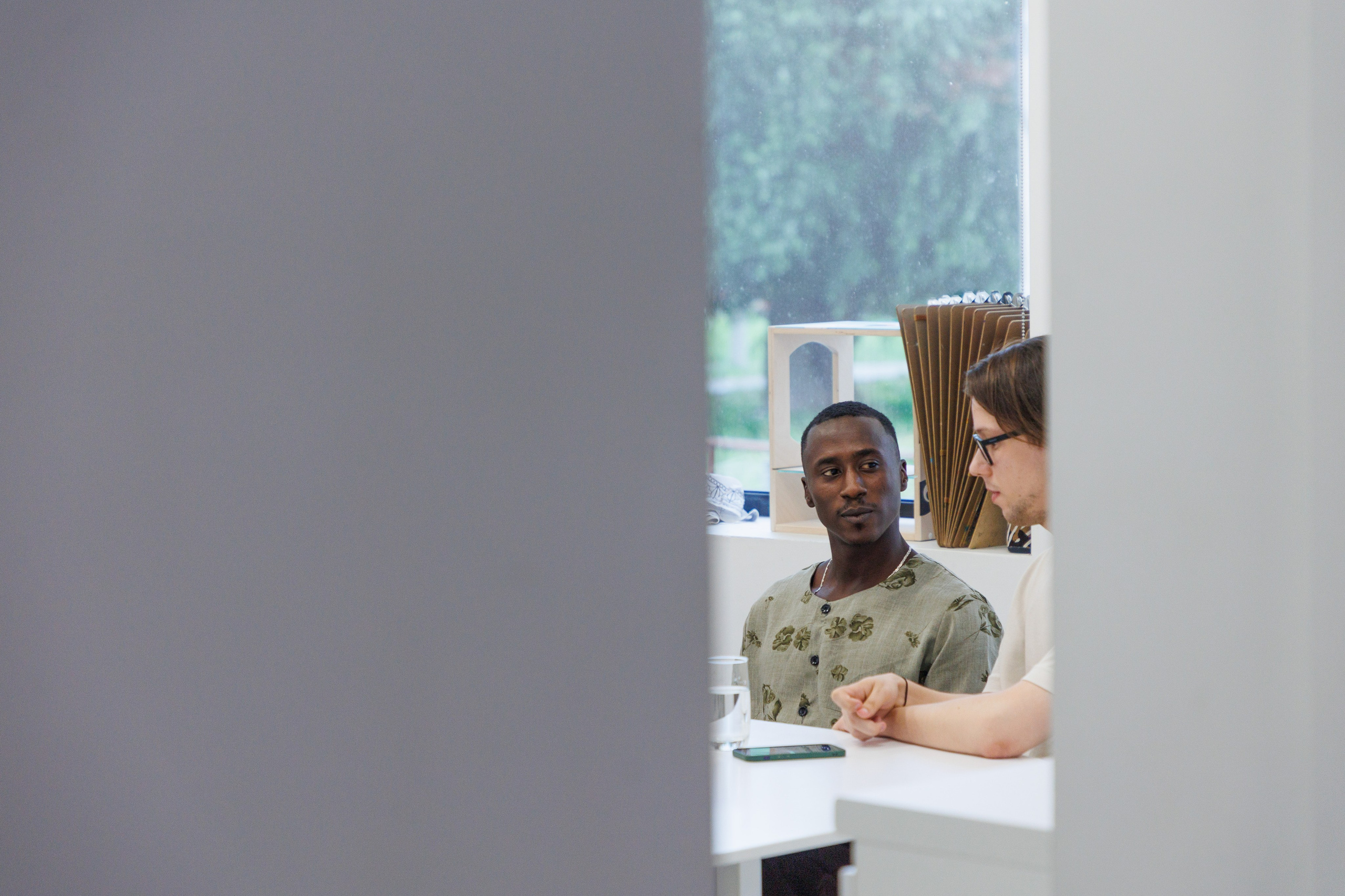 Творческая встреча Халифа Мане в КЦ «Волна». Фотограф городских и семейных событий Артем Карпухин